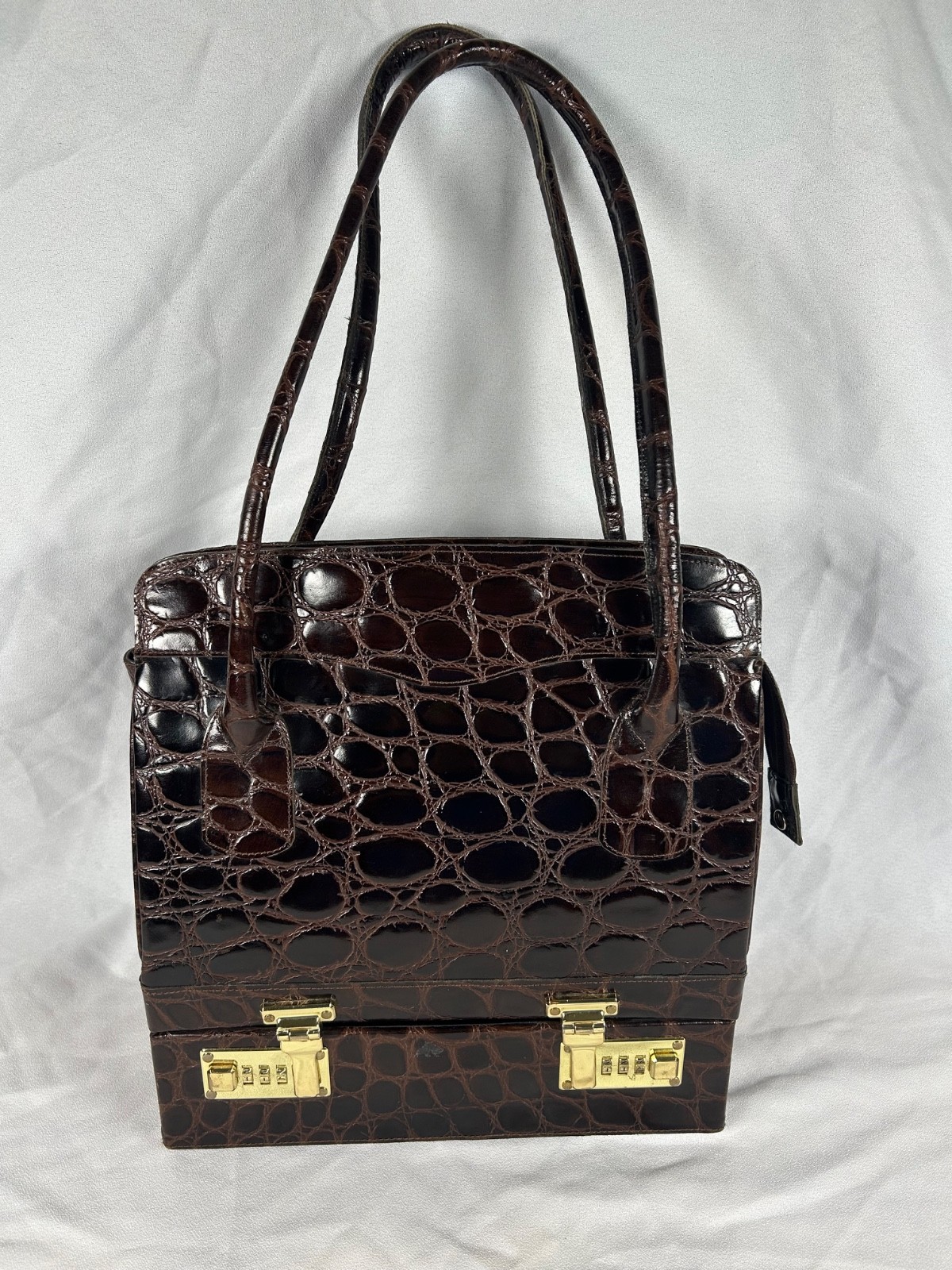 NEW Carla Mancini Landau Crocodile Embossed Leather Handbag Tote Brown VTG. NEW Carla Mancini Landau Crocodile Embossed Leather Handbag Tote Brown VTG.