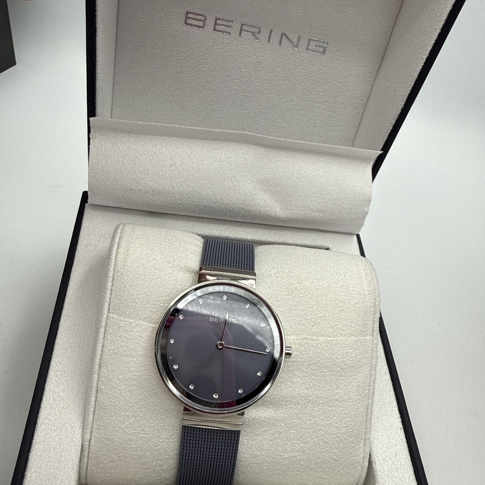 Beauty Bering Women\'s Watch Classic 10131-909 Lavender Dial Mesh Stainless Steel Beauty Bering Women\'s Watch Classic 10131-909 Lavender Dial Mesh Stainless Steel