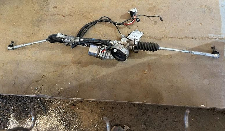 2013-2014 Subaru XV Crosstrek Electric Power Steering Rack and Pinion OEM