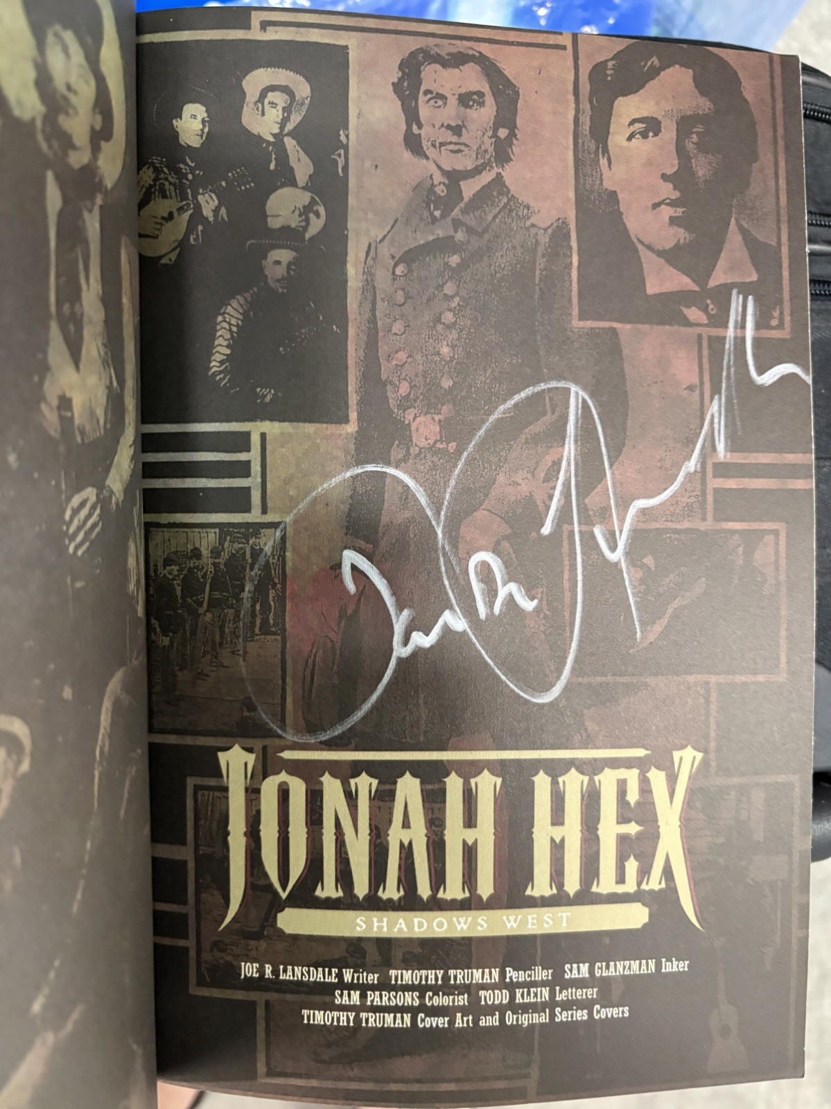 Jonah Hex: Shadows West Vertigo 2014 TPB 1st, Printing Signed by Joe R. Landsale