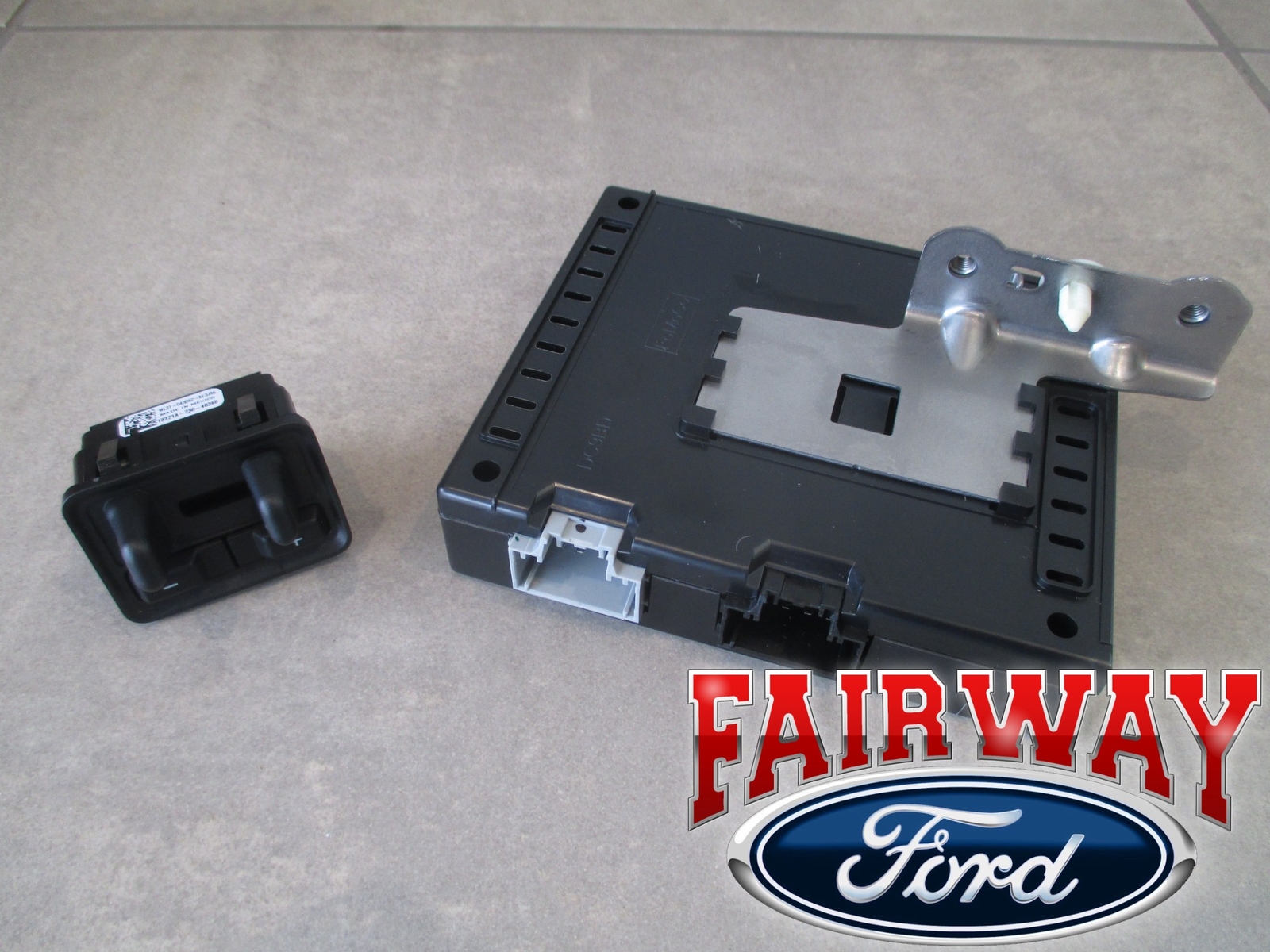 24 - 26 F-150 OEM Ford Parts In-Dash Trailer Brake Control Module RL3Z-19H332-AB