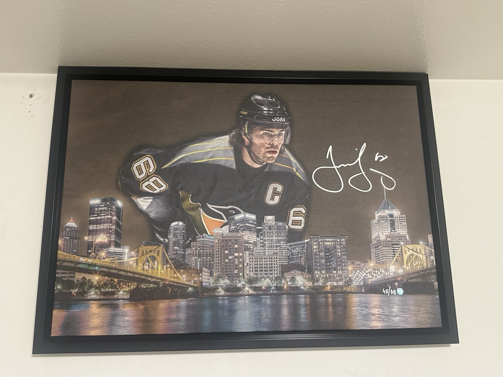 Jaromir Jagr Signed Framed 20x29 Pittsburgh Penguins Skyline Canvas