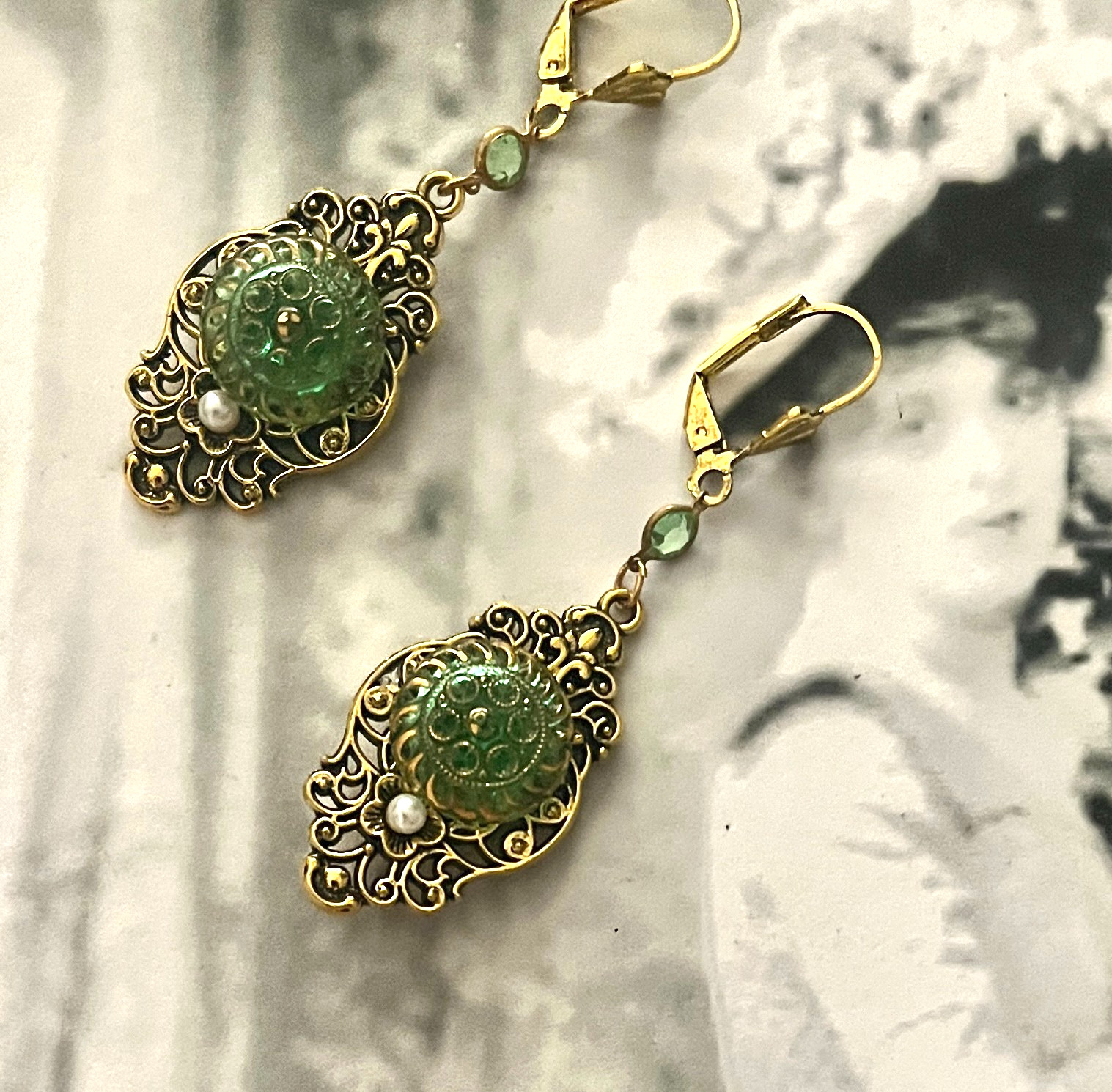 Lovely Vintage Art Deco Green Glass Assemblage Button Earrings,  Gold Toned,  2\