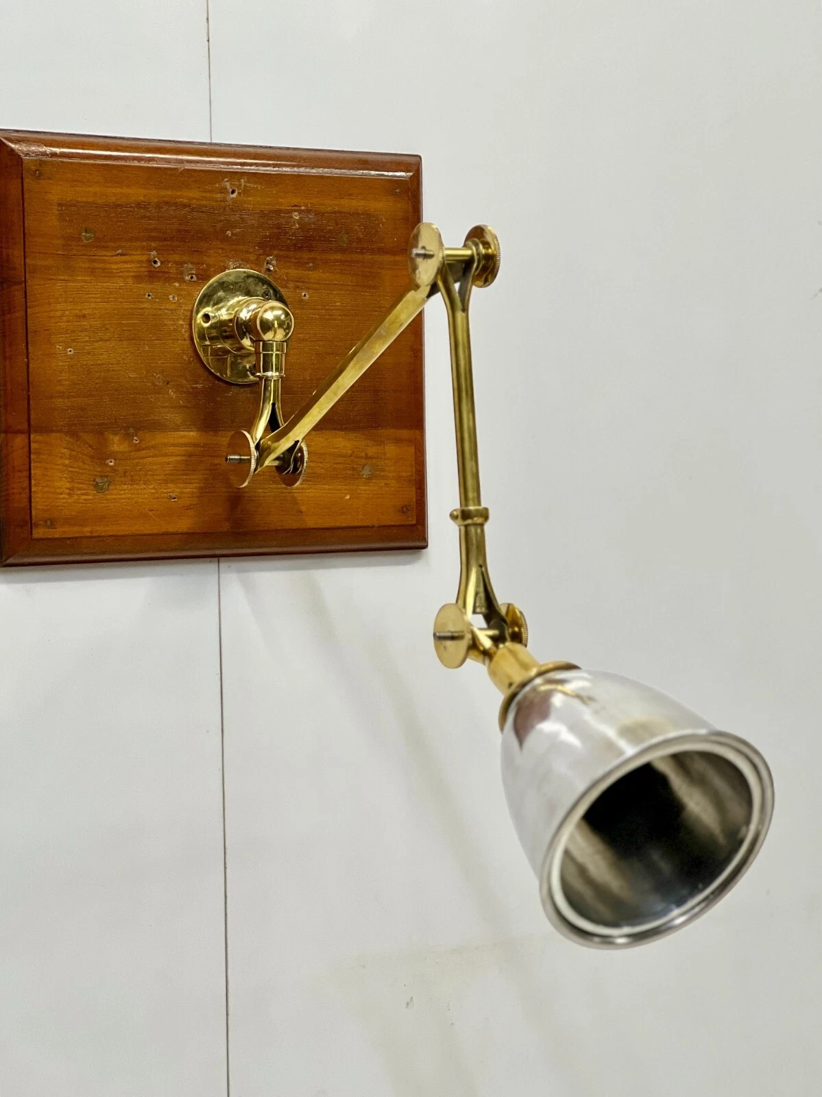 Modern Industrial Marine Wall Lamp Adjustable Vintage Nautical Light Fixture Modern Industrial Marine Wall Lamp Adjustable Vintage Nautical Light Fixture