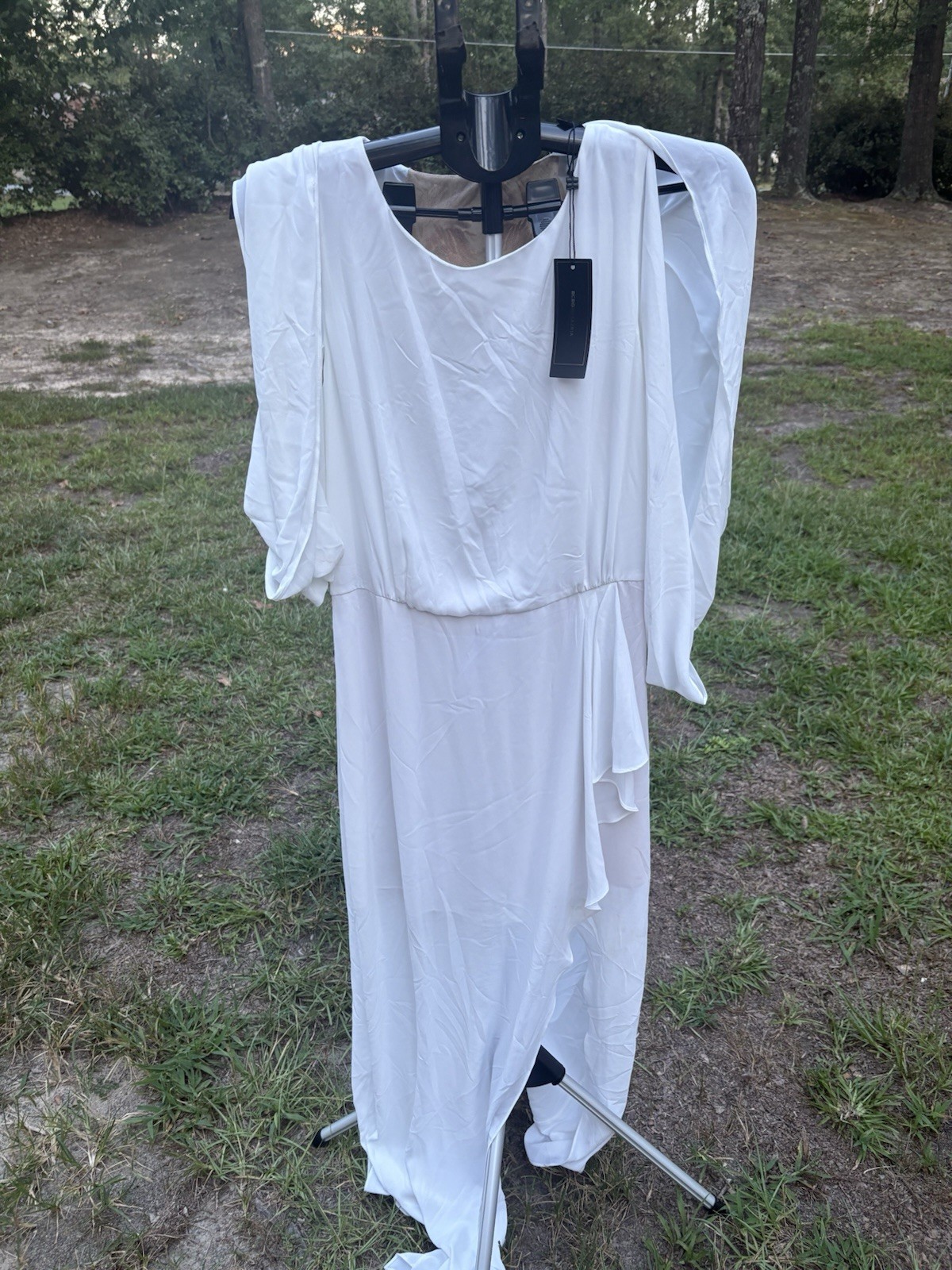 NEW BCBG RAYAH SEQUIN EMBROIDERED DRAPED BACK GOWN WQR63F52/L370A SIZE 12 NEW BCBG RAYAH SEQUIN EMBROIDERED DRAPED BACK GOWN WQR63F52/L370A SIZE 12