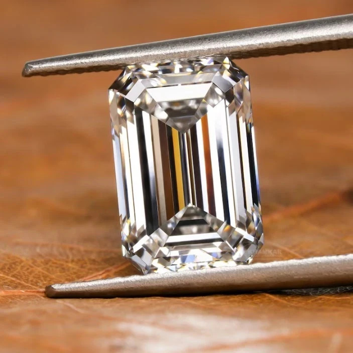 10 Ct Lab-Grown CVD Diamond Emerald Cut Natural D Color VVS1 Clarity Certified