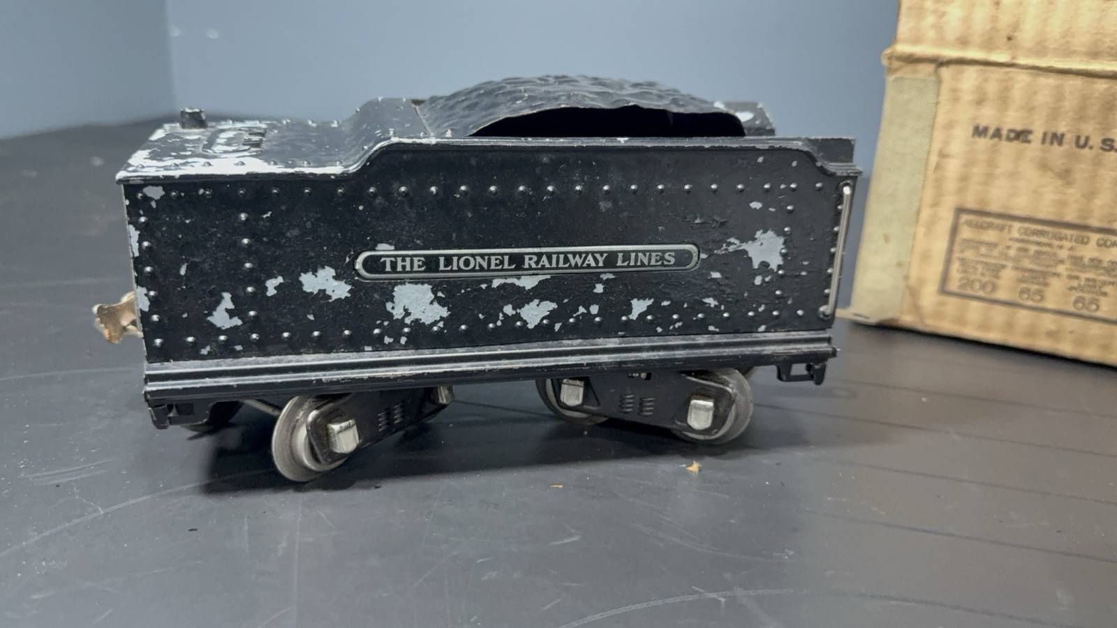 Antique Prewar - LIONEL - O GAUGE - METAL TENDER  CAR  #1835W  w/ BOX