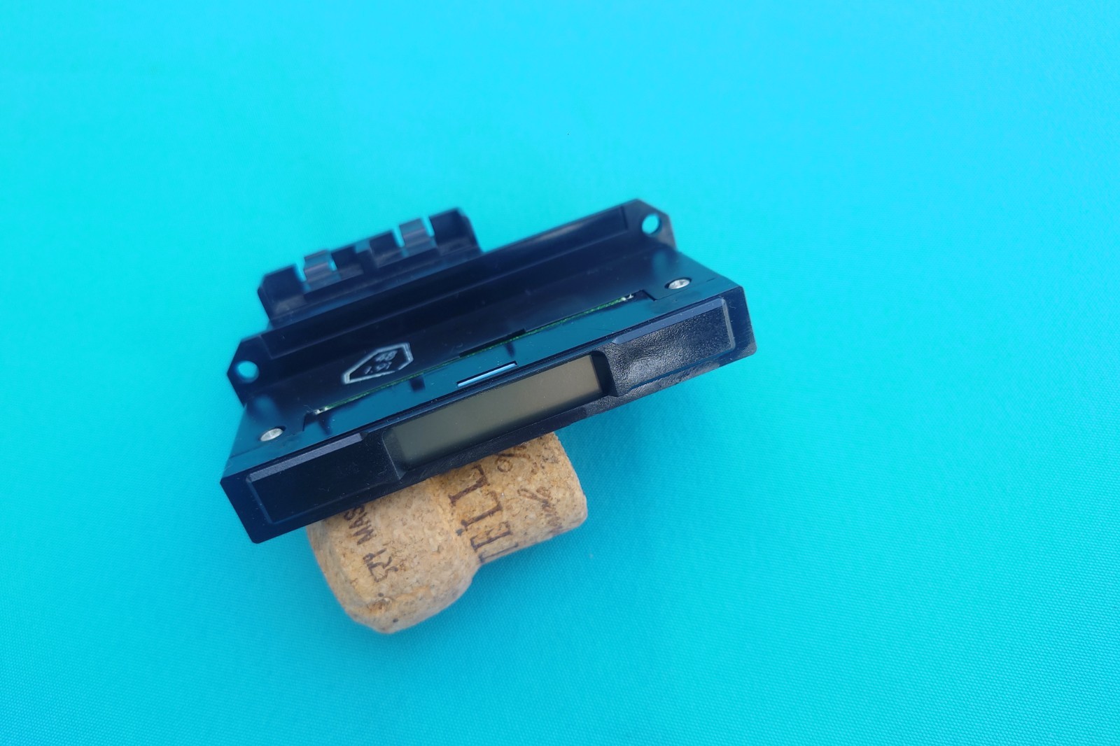 Mercedes W124 Dash Ambient Outside Temp Display 1245420105 E320 300E 300D TE TD