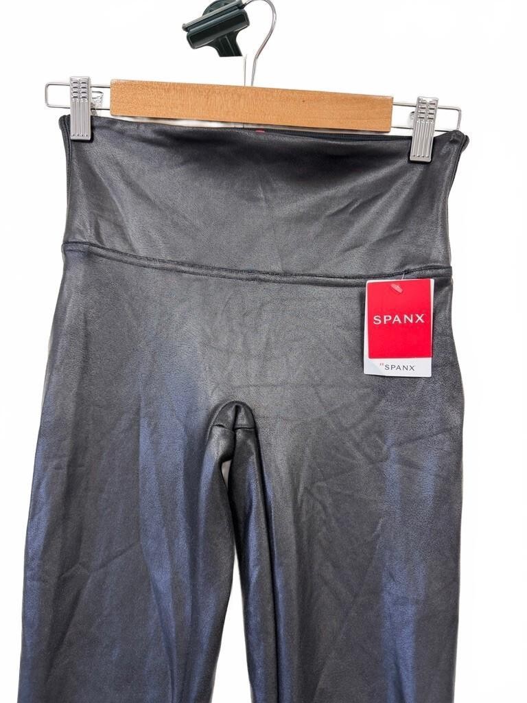 NWT SPANX Faux Leather Leggings Medium Black High Waisted Shaping Pants NWT SPANX Faux Leather Leggings Medium Black High Waisted Shaping Pants