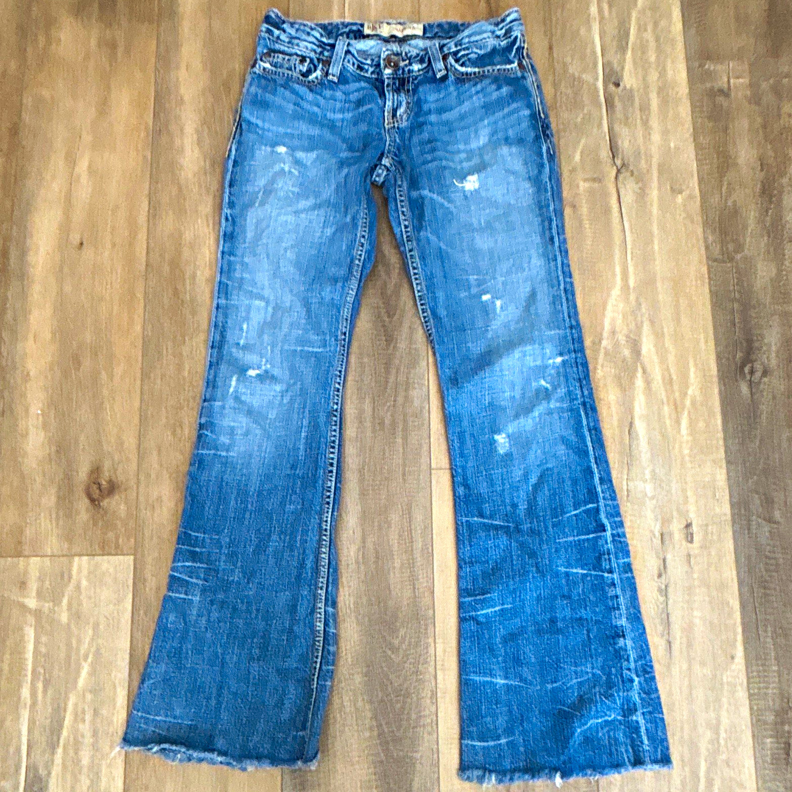 BKE Women’s Bootcut Blue Denim Jeans Distressed Medium Wash Low Rise 5-Pocket