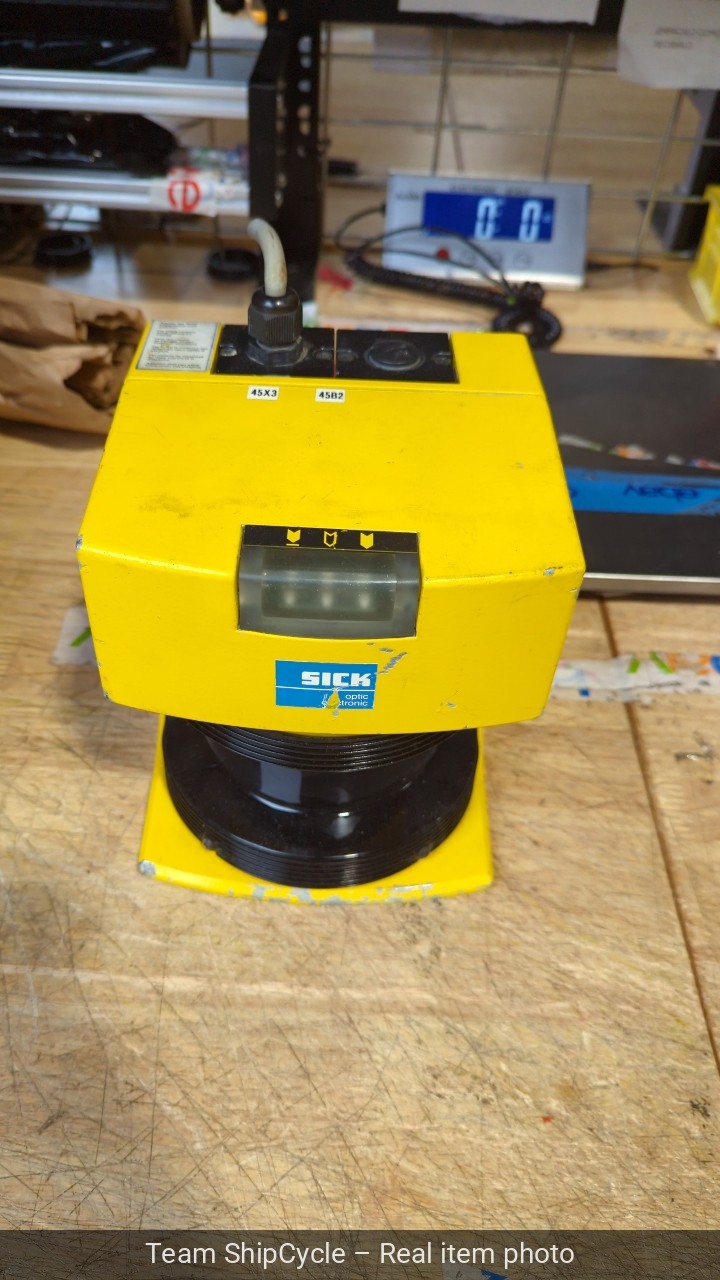 DEFECTIVE MINT CONDITION SICK LASER SCANNER type PLS101112 IP65 24V 30W  G3D