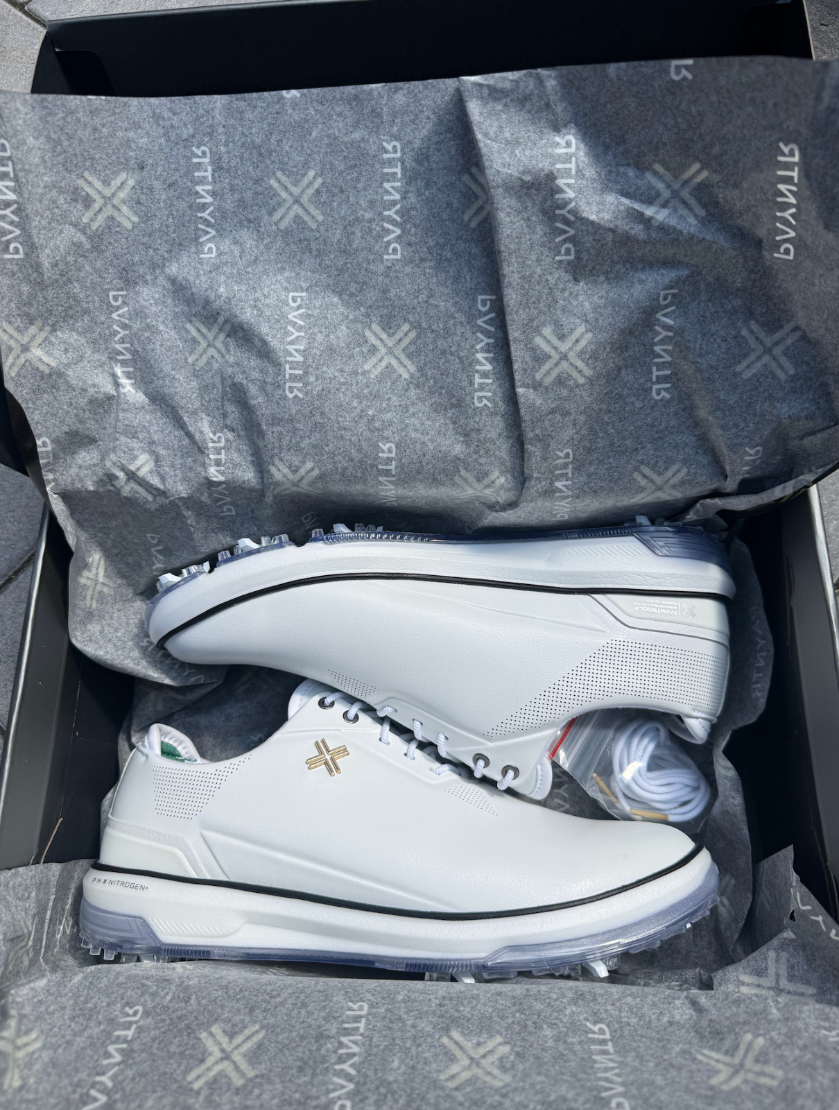 PAYNTR Eighty Seven SC - White + Gold (NEW/SIZE 8.5) ⭐️ PAYNTR Eighty Seven SC - White + Gold (NEW/SIZE 8.5) ⭐️