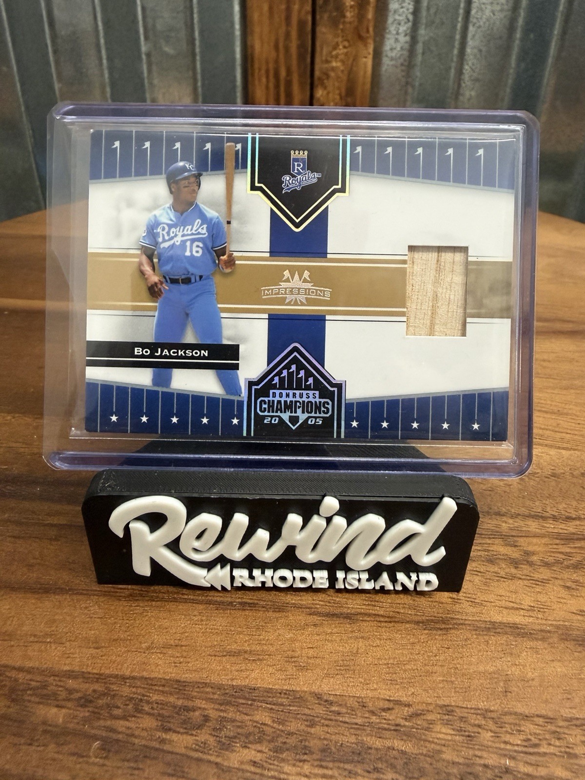 2005 Donruss Champions Bo Jackson Impressions Game Used Bat Relic #186 Royals