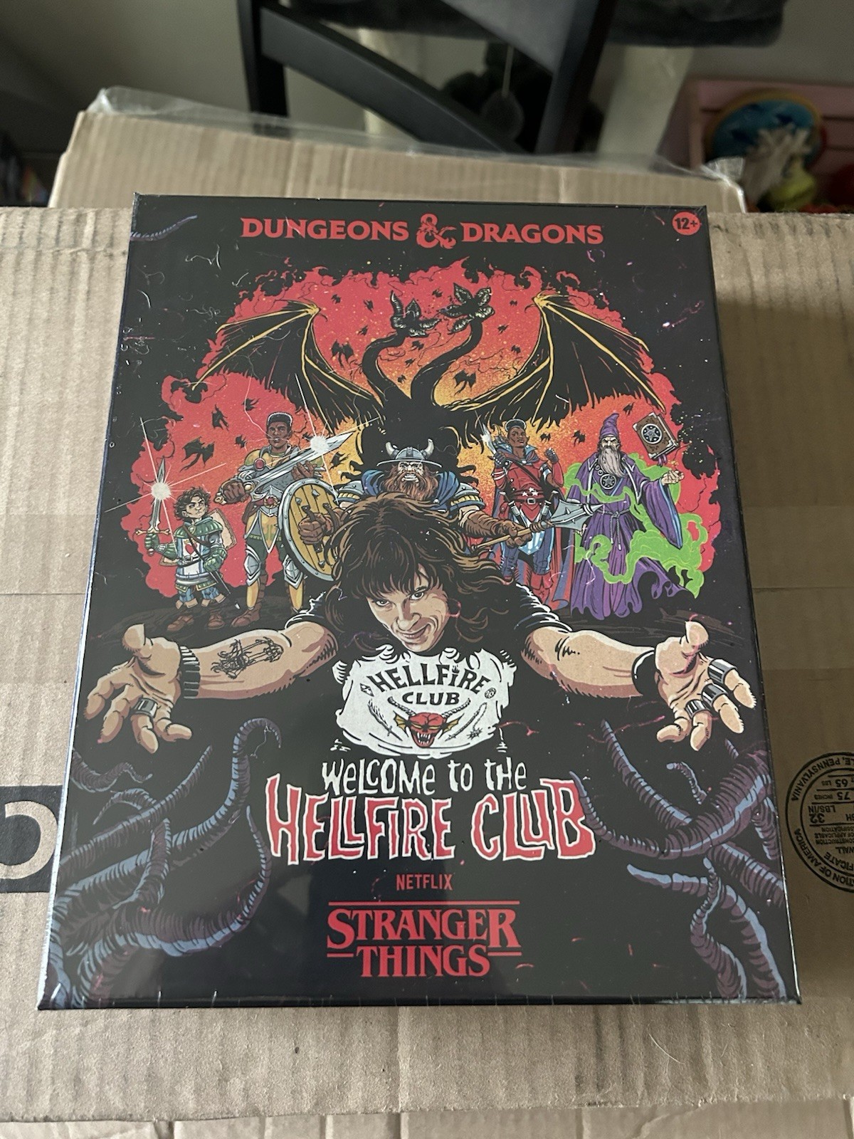 Dungeons and Dragons:  Welcome to the Hellfire Club - Stranger Things  - NEW