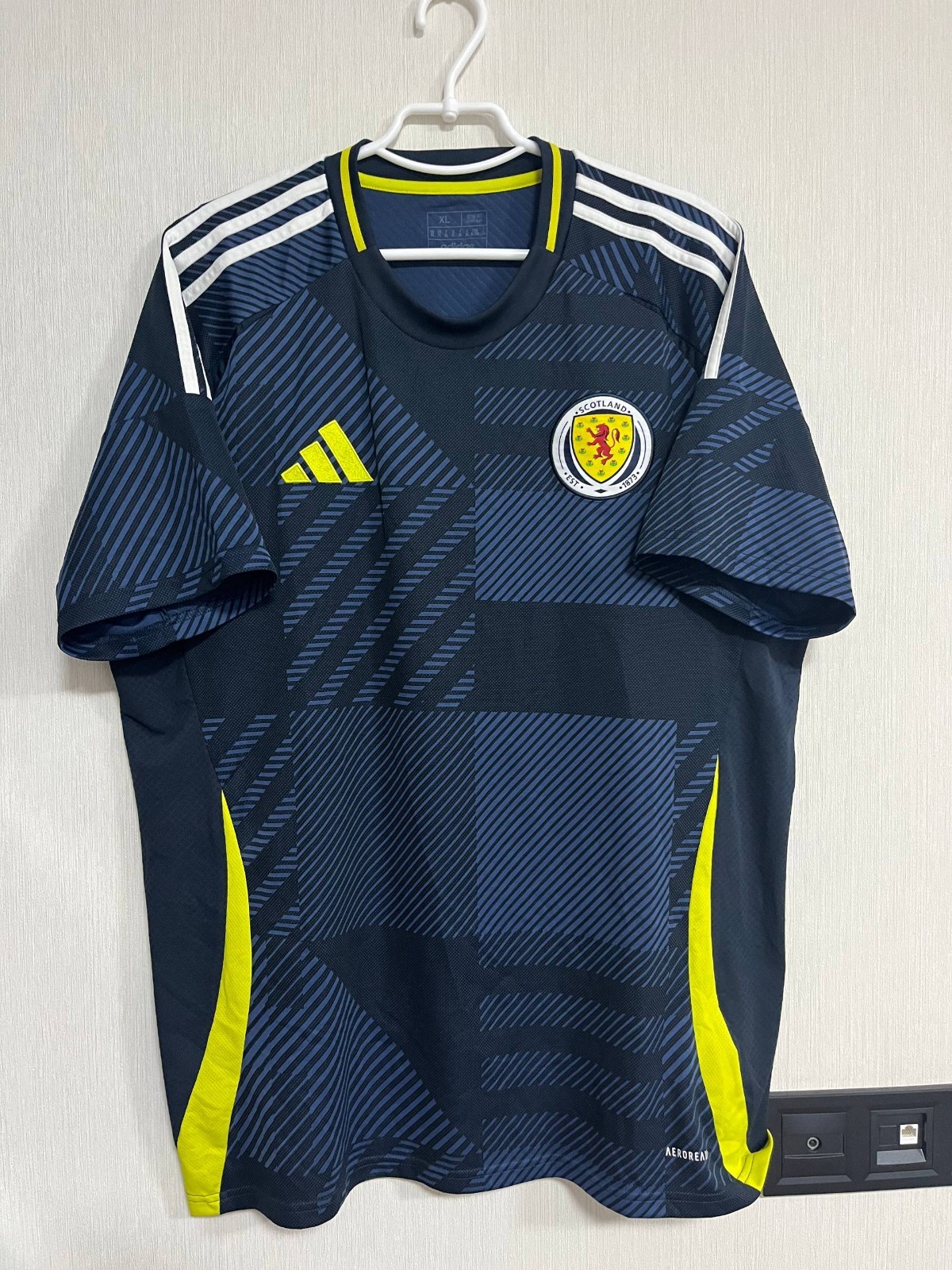Scotland National Team 2024 Home Adidas Football Soccer Jersey Shirt size XL