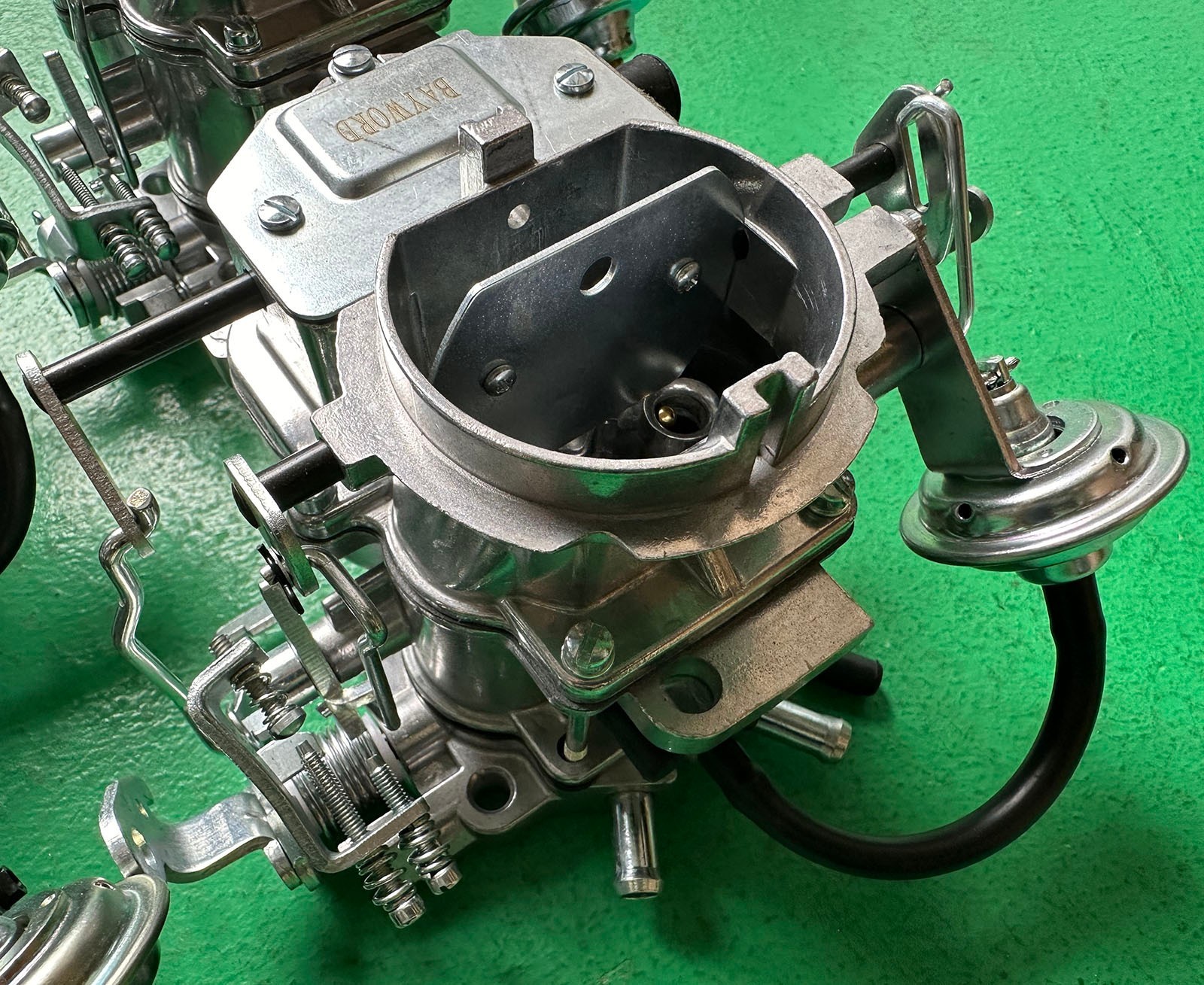 For HOLLEY 2280 CARBURETOR for DODGE TRUCKS 318 ENGINE New For HOLLEY 2280 CARBURETOR for DODGE TRUCKS 318 ENGINE New