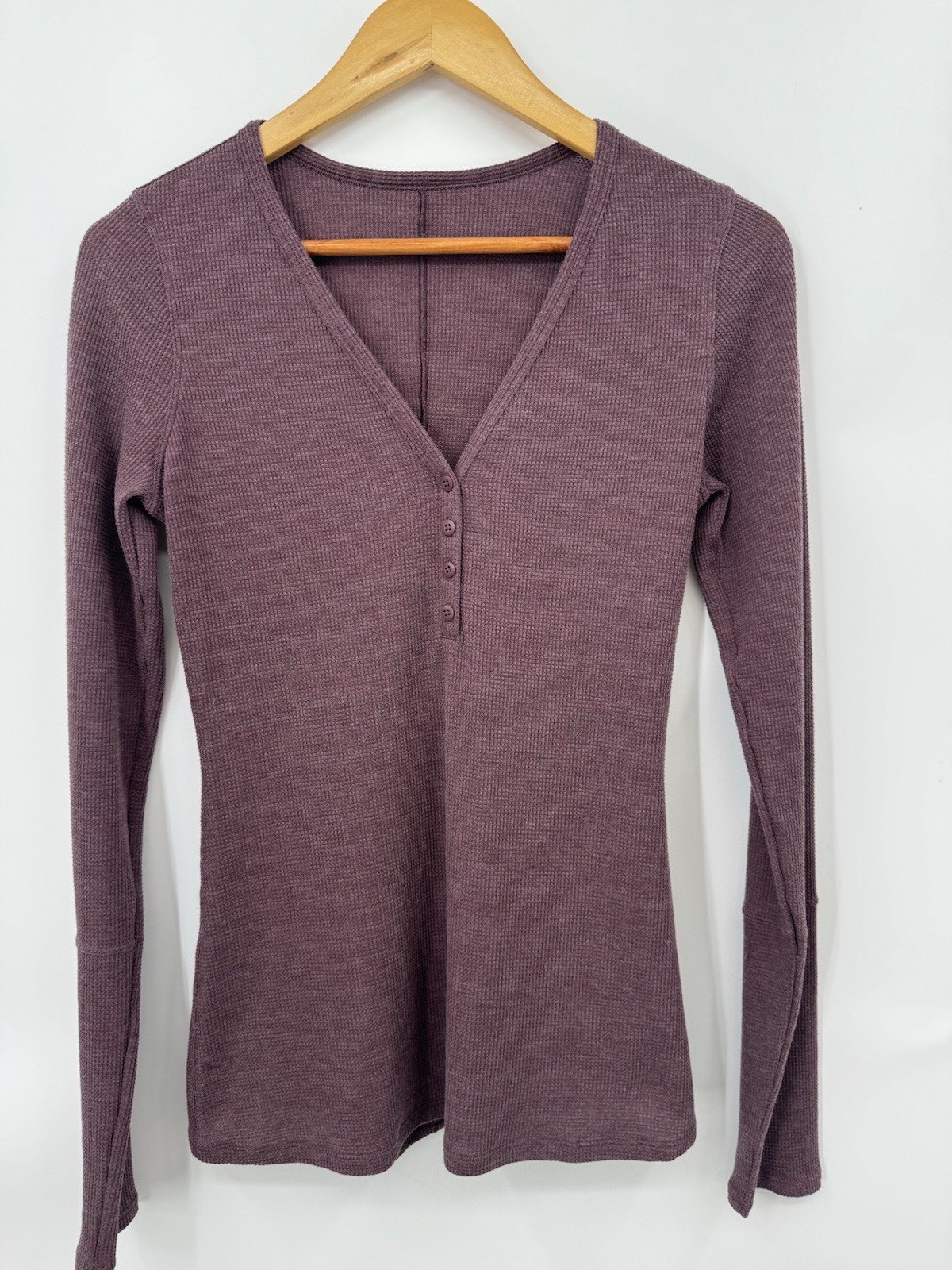 Lululemon Women’s Close Call Henley Long Sleeve Heathered Artic Plum Sz 4