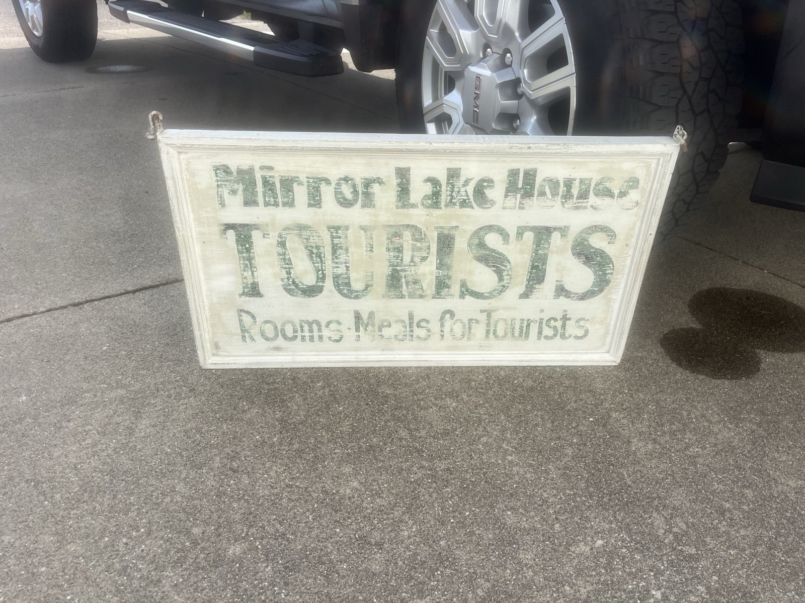 Mirror Lake House Tourist Rooms. Vintage Hand Painted Wooden sign. Great Look