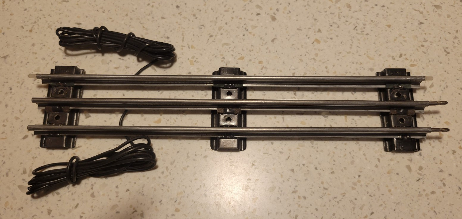 Lionel Insulated track O gauge Prewired Replaces CTC Lockon and 153C contactor.