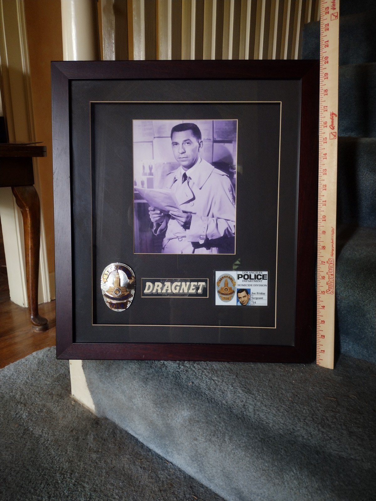 DRAGNET TV SERIES ID CARD BADGE FRIDAY FRAMED AND READY TODISPLAY REPLICA PROPS 