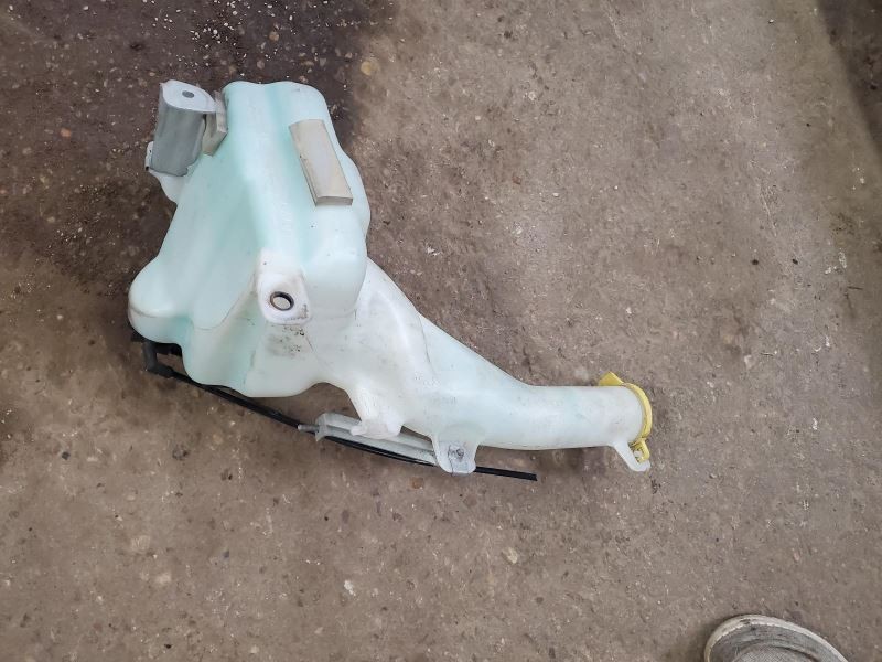 Wash Reservoir Fits 11-23 300 1838230
