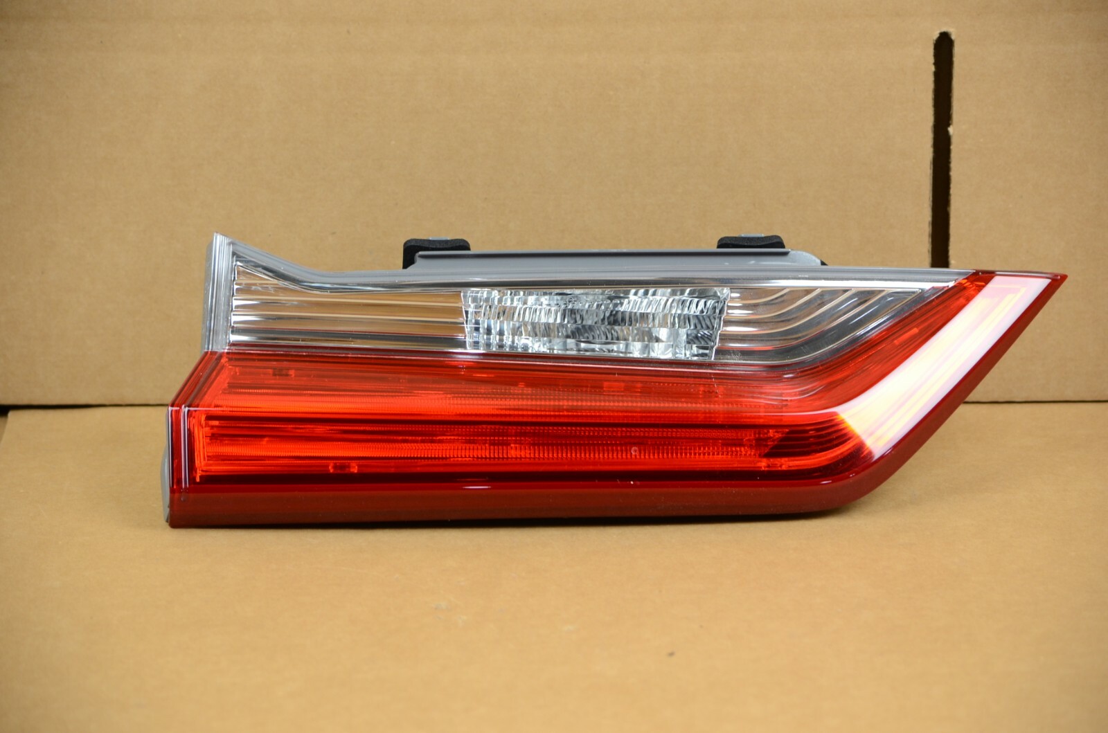 Perfect 2017-2019 Honda CRV CR-V Left LH Taillight Liftgate Mounted Lamp OEM