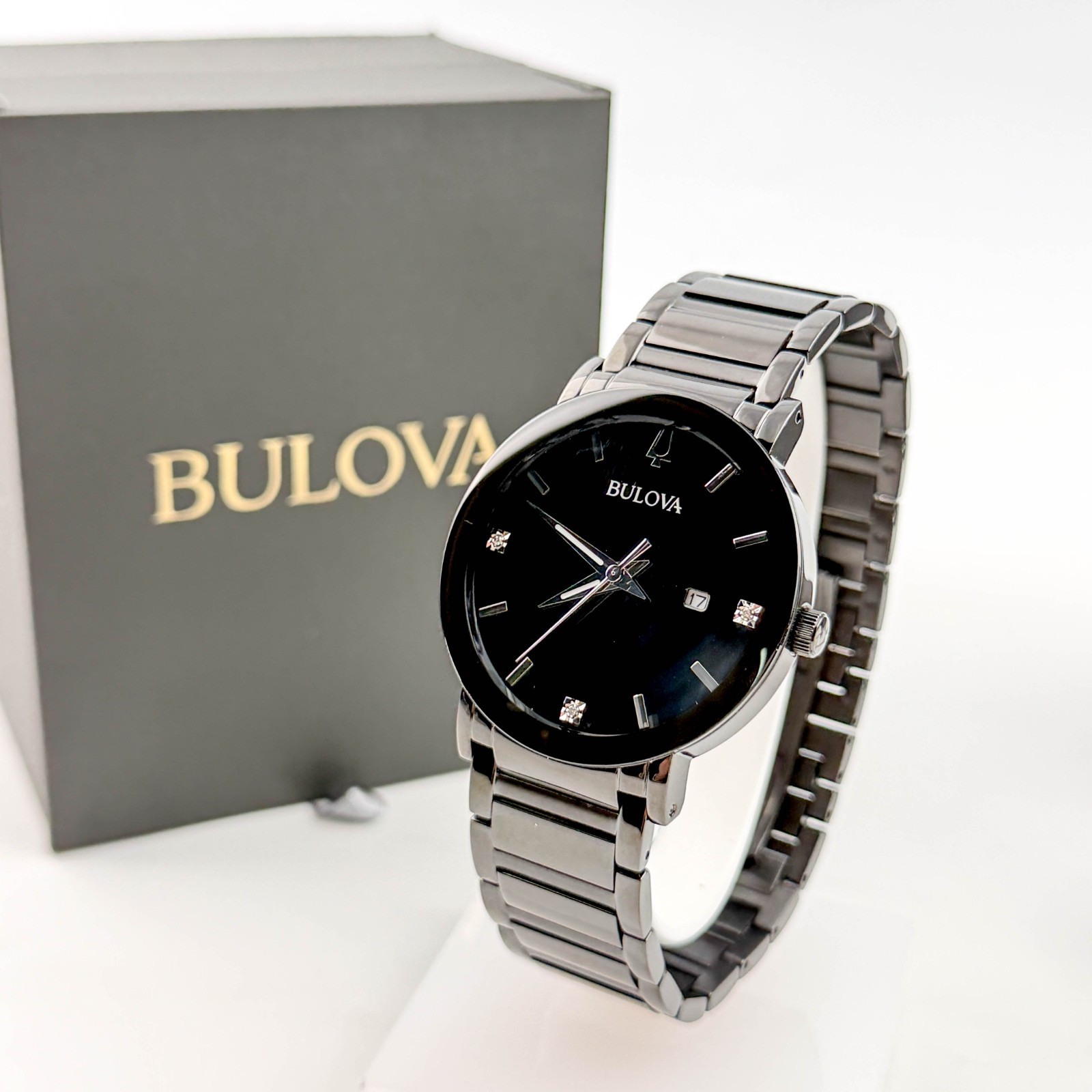 Bulova Futuro Modern 98D144 Black Dial & Diamond Champagne Dial Men‘s Watch 42mm
