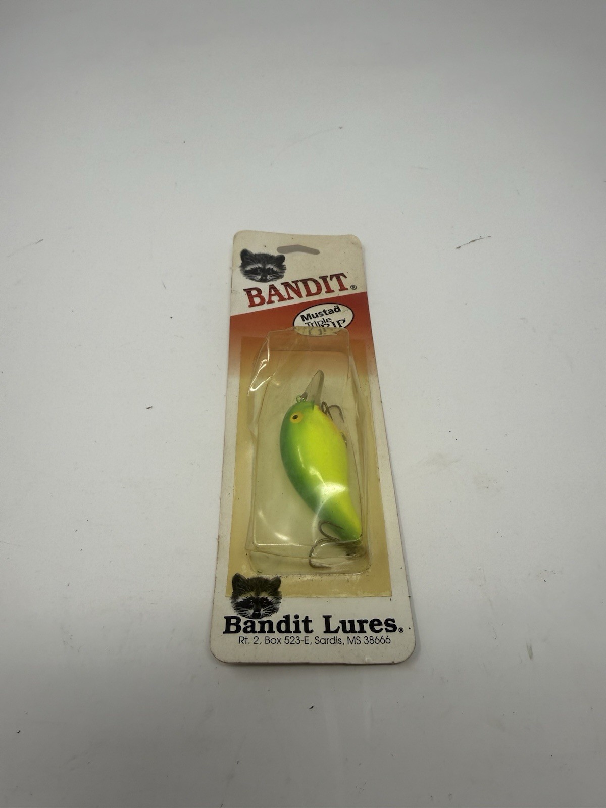 NOS Pre-Pradco Bandit 100 Series Vintage Crankbait Lure - 119 Chart / Green Back NOS Pre-Pradco Bandit 100 Series Vintage Crankbait Lure - 119 Chart / Green Back
