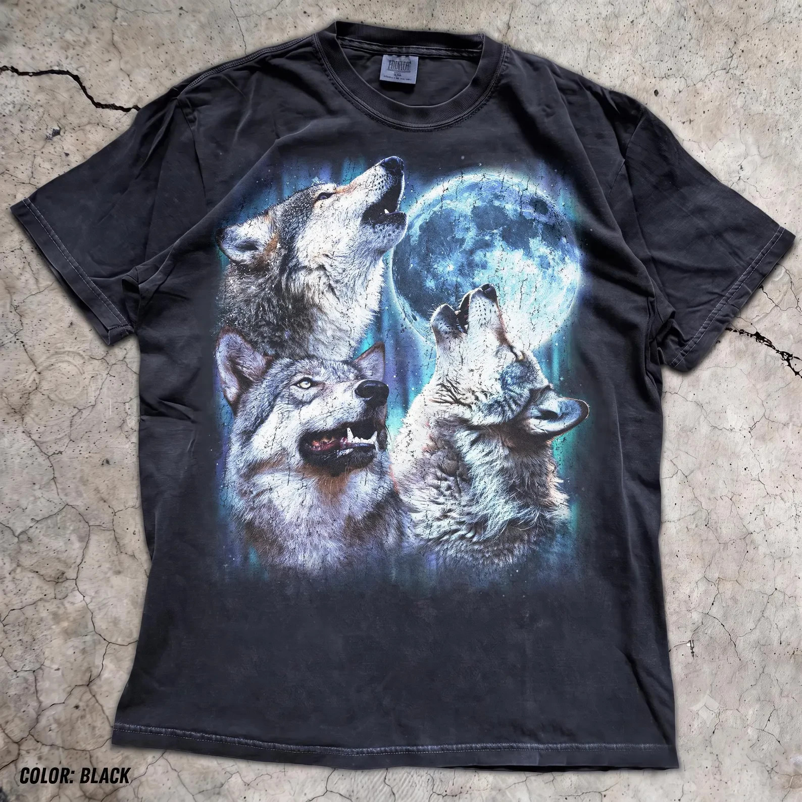 Three Wolves Howling Moon Graphic Tee Vintage Wildlife Animal Top
