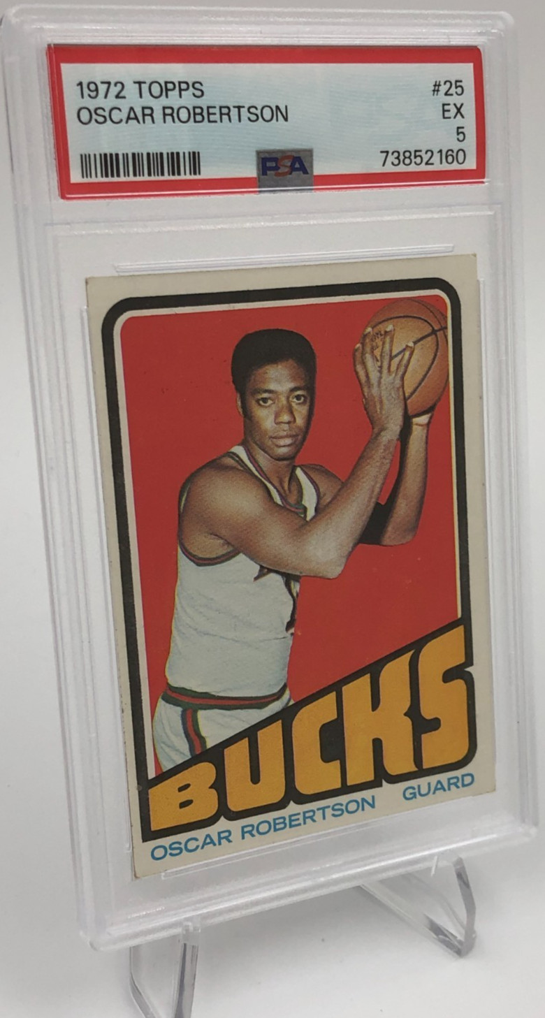 OSCAR ROBERTSON 1972 Topps #25 Card NBA MILWAUKEE BUCKS HOF graded slab PSA EX 5 OSCAR ROBERTSON 1972 Topps #25 Card NBA MILWAUKEE BUCKS HOF graded slab PSA EX 5