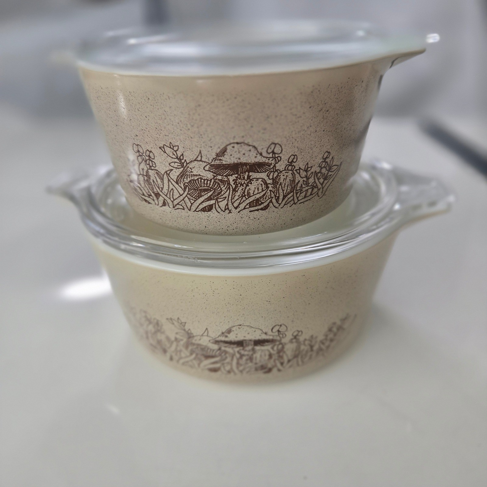 Vintage Pyrex Forest Fancies Mushroom Casserole Set 473-B 474-B with Lids Vintage Pyrex Forest Fancies Mushroom Casserole Set 473-B 474-B with Lids