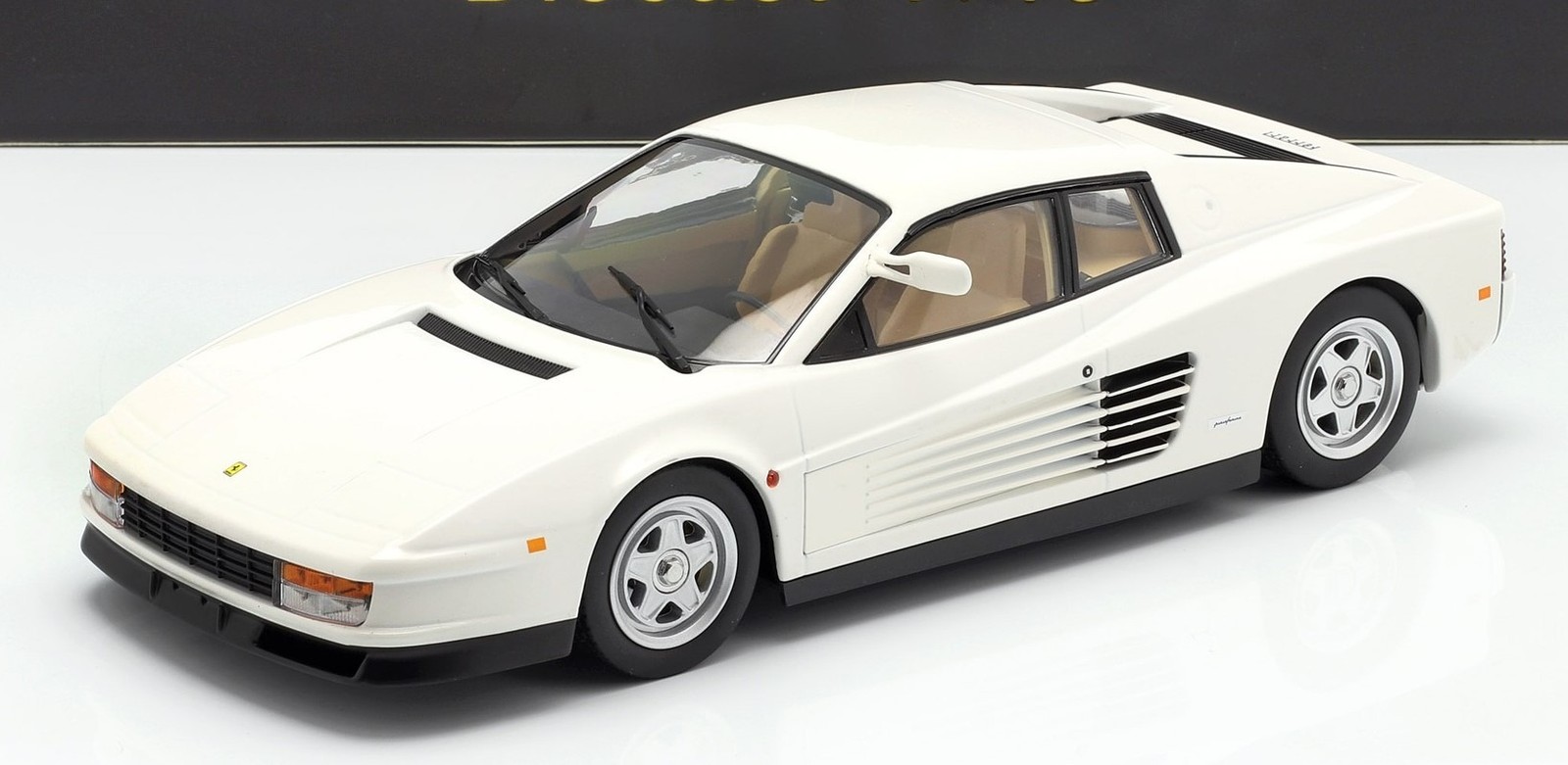 1984 Ferrari Testarossa Miami Vice 1:18 White by KK Scale Models by KK Diecast