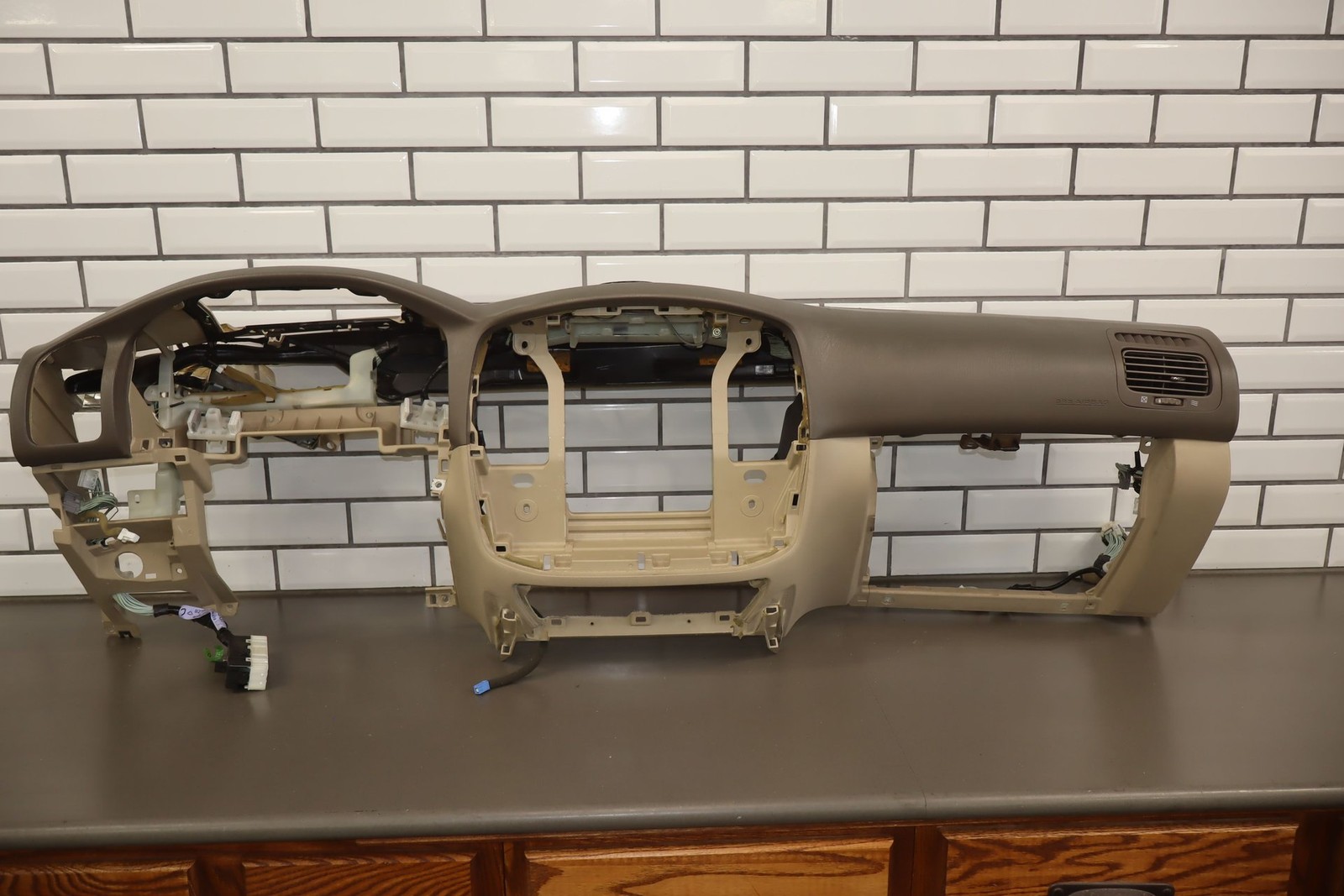2003-2007 Lexus LX470 Dash Panel