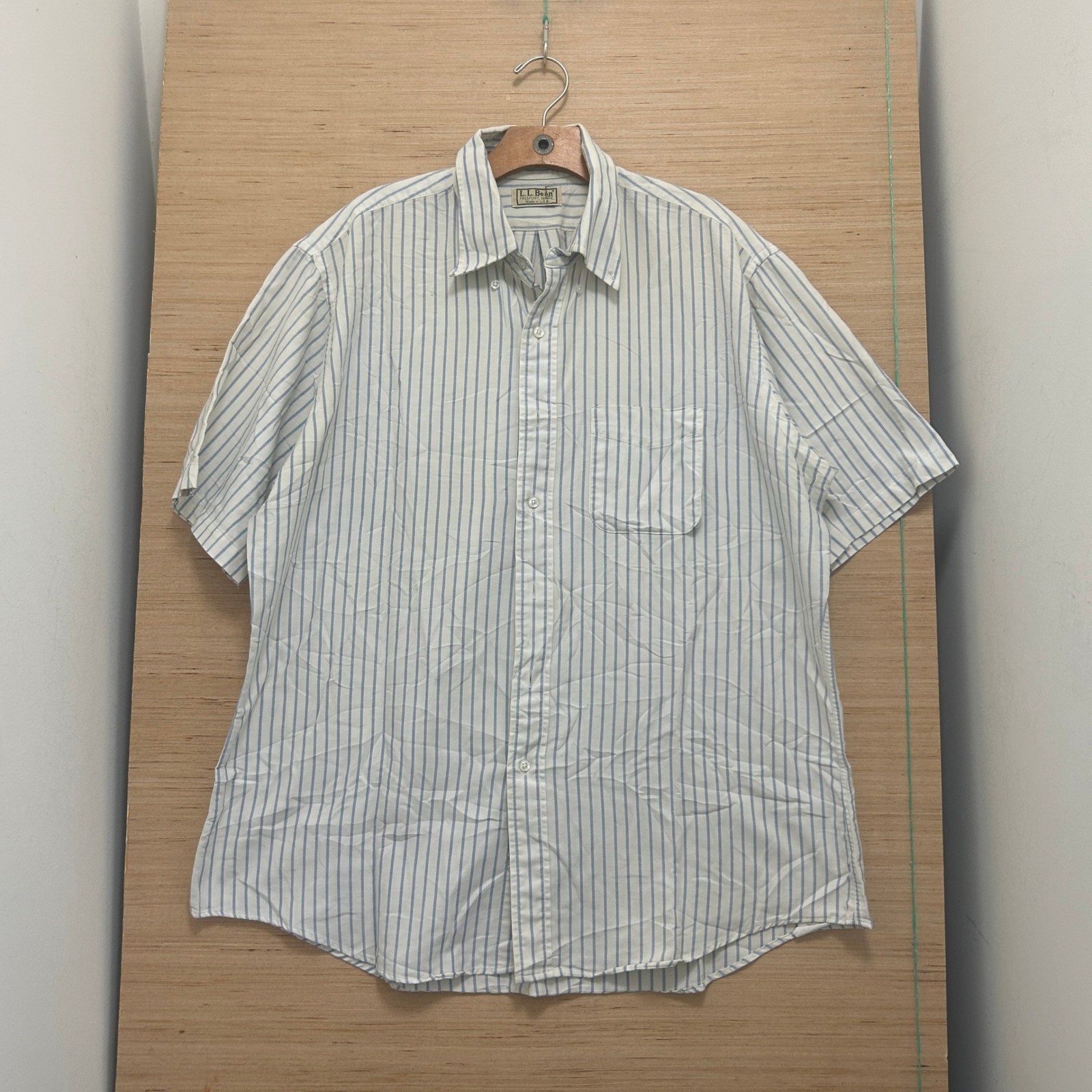 Vintage LL Bean Mens Blue White Striped Short Sleeve Button Down Shirt USA Made