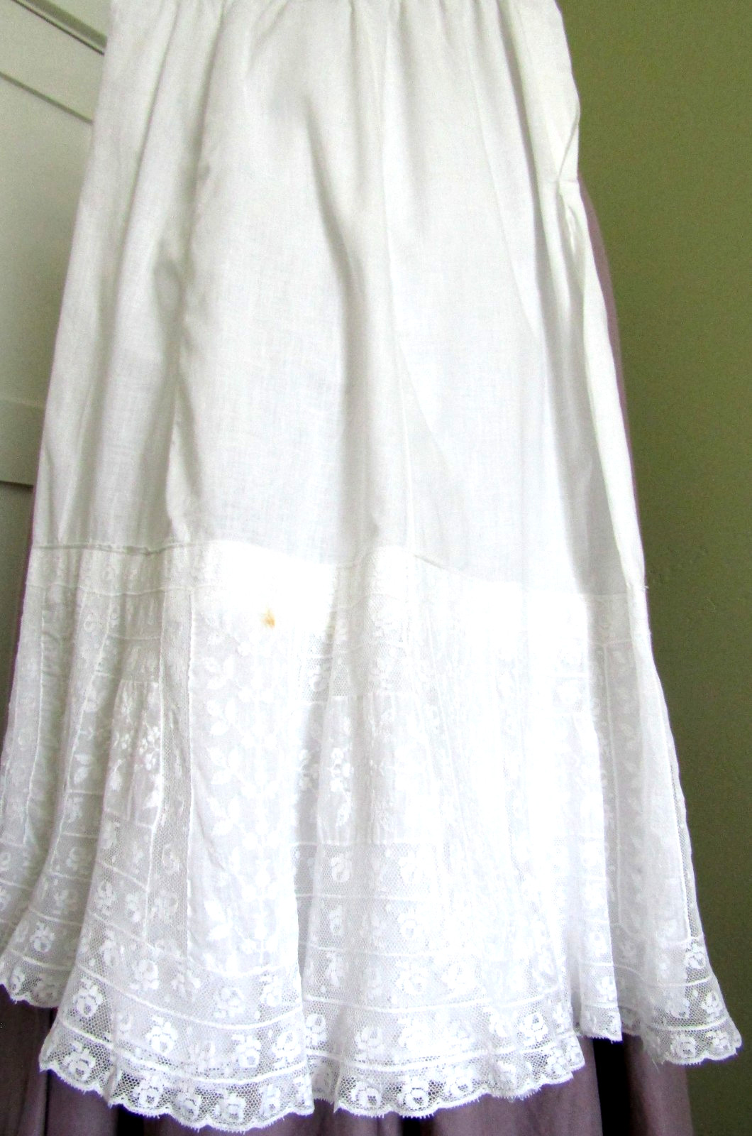 ANTIQUE FRENCH WHITEWORK VALENCIENNES LACE INSERT PETTICOAT CIRCA 1900 ANTIQUE FRENCH WHITEWORK VALENCIENNES LACE INSERT PETTICOAT CIRCA 1900