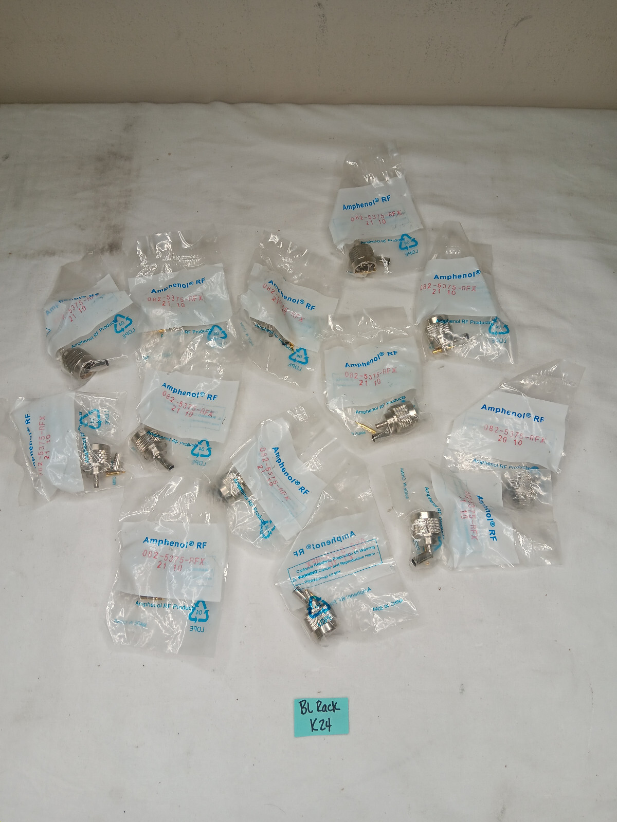 (Lot of 13) Amphenol 082-5375-RFX 21 10 Connector Plug (Lot of 13) Amphenol 082-5375-RFX 21 10 Connector Plug