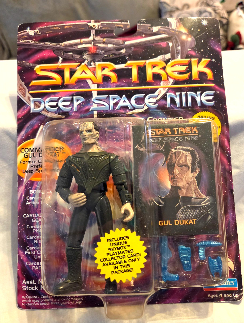 Vintage 1993 Star Trek DS9 Commander Gul Dukat Action Figure Playmates