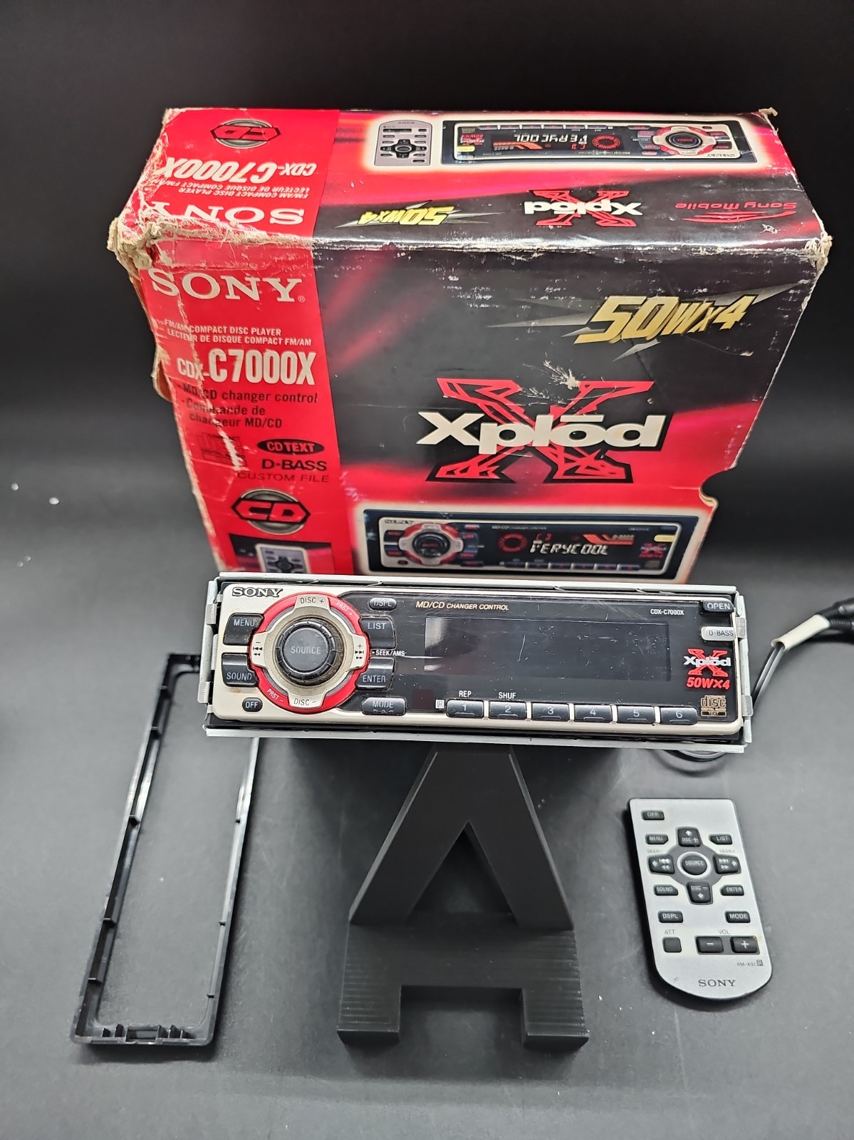 Sony CDX-C7000X FM/AM Compact Disc CD Player w/ Remote *Missing Wiring Harness*