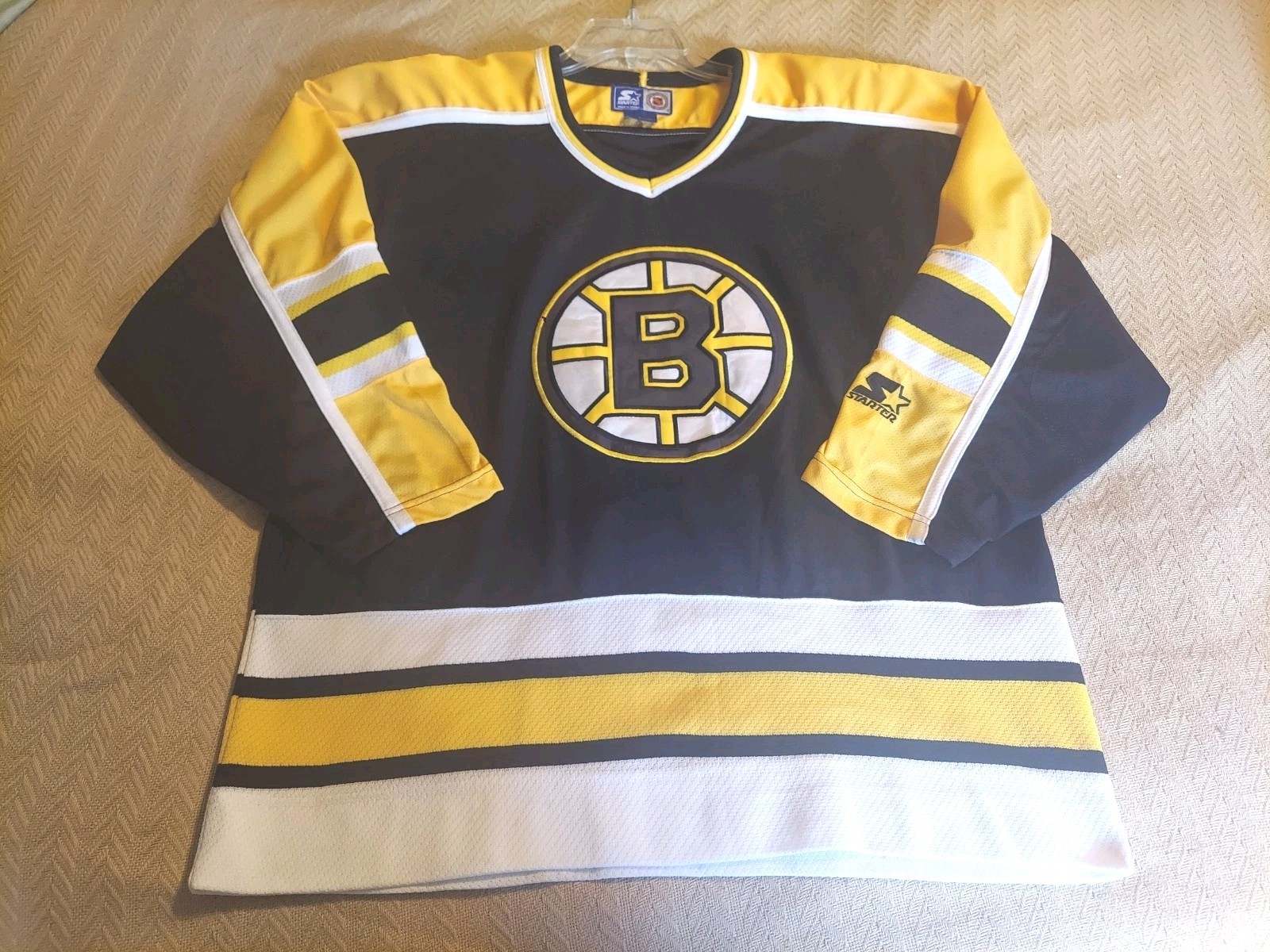VTG 1990S STARTER BOSTON BRUINS NHL HOCKEY JERSEY MENS SZ L BLACK/GOLD BEAR LOGO