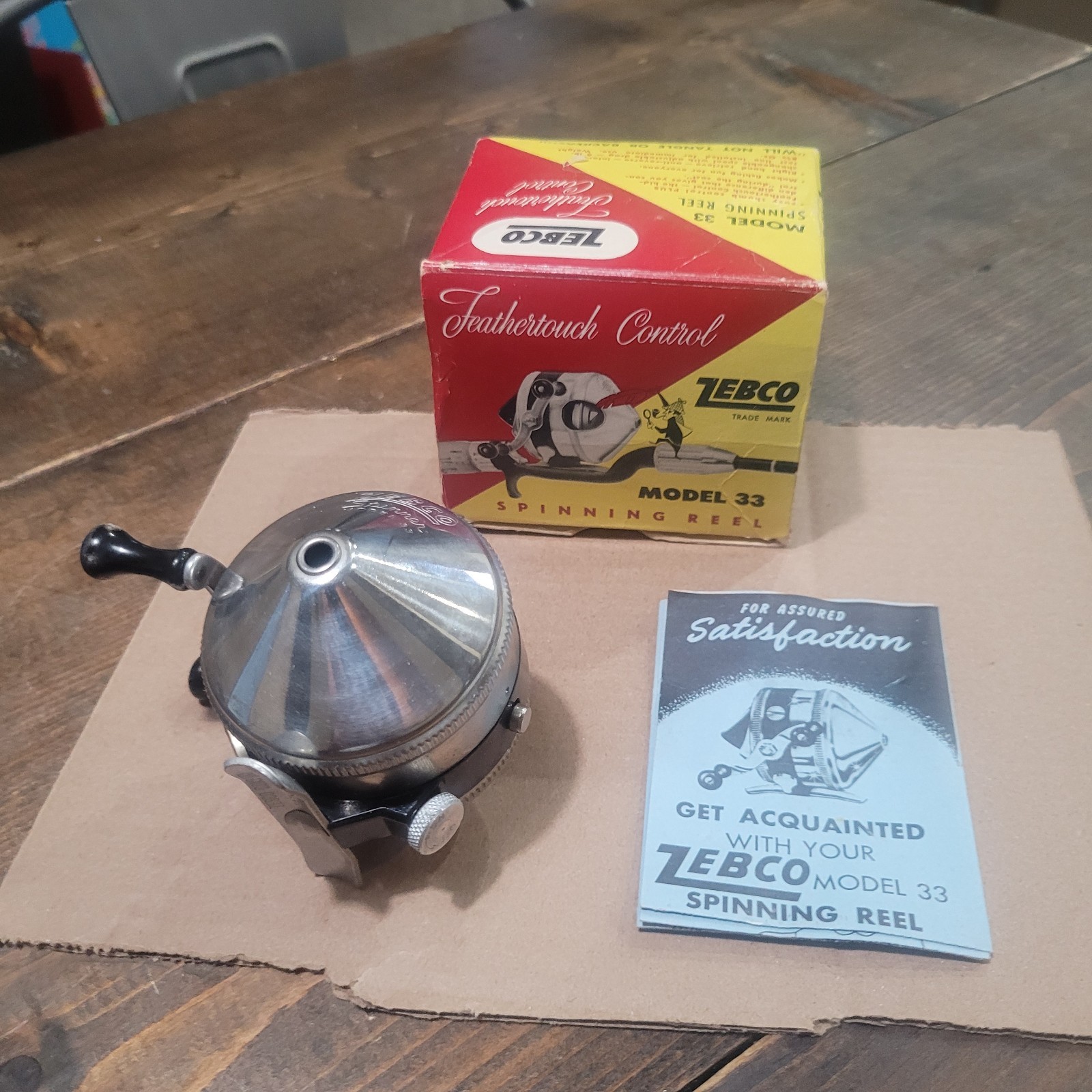 NOS 1950s Zebco Model 33 Spinning Fishing Reel w/ Original Box & Instructions 