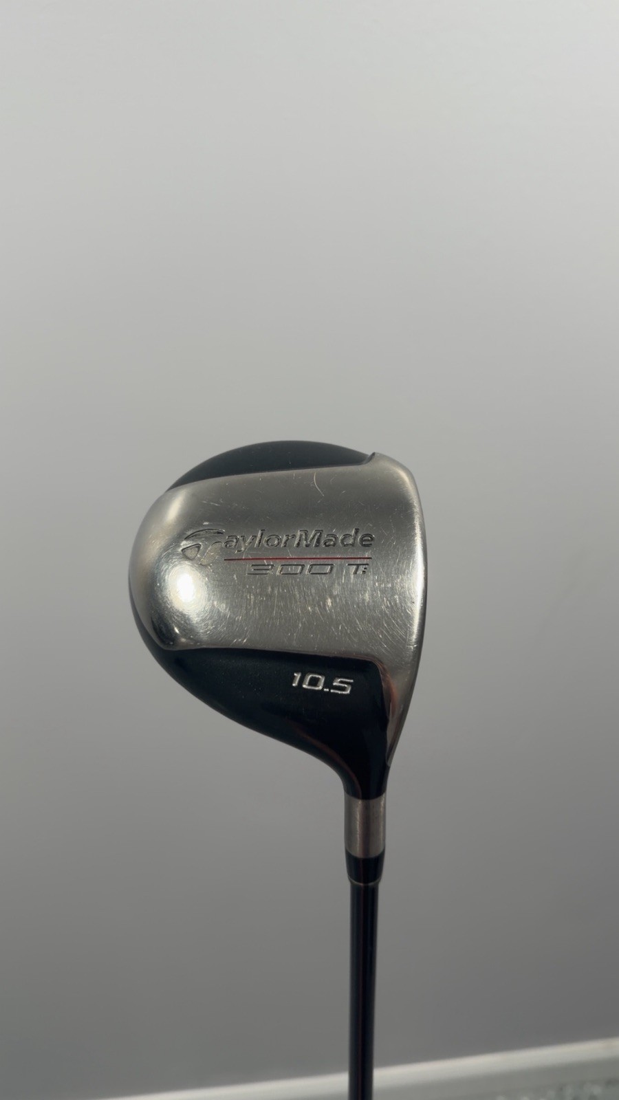 TaylorMade 300 Ti Driver 10.5 Deg Graphite Lite R-80 Regular Flex RH *Headcover*