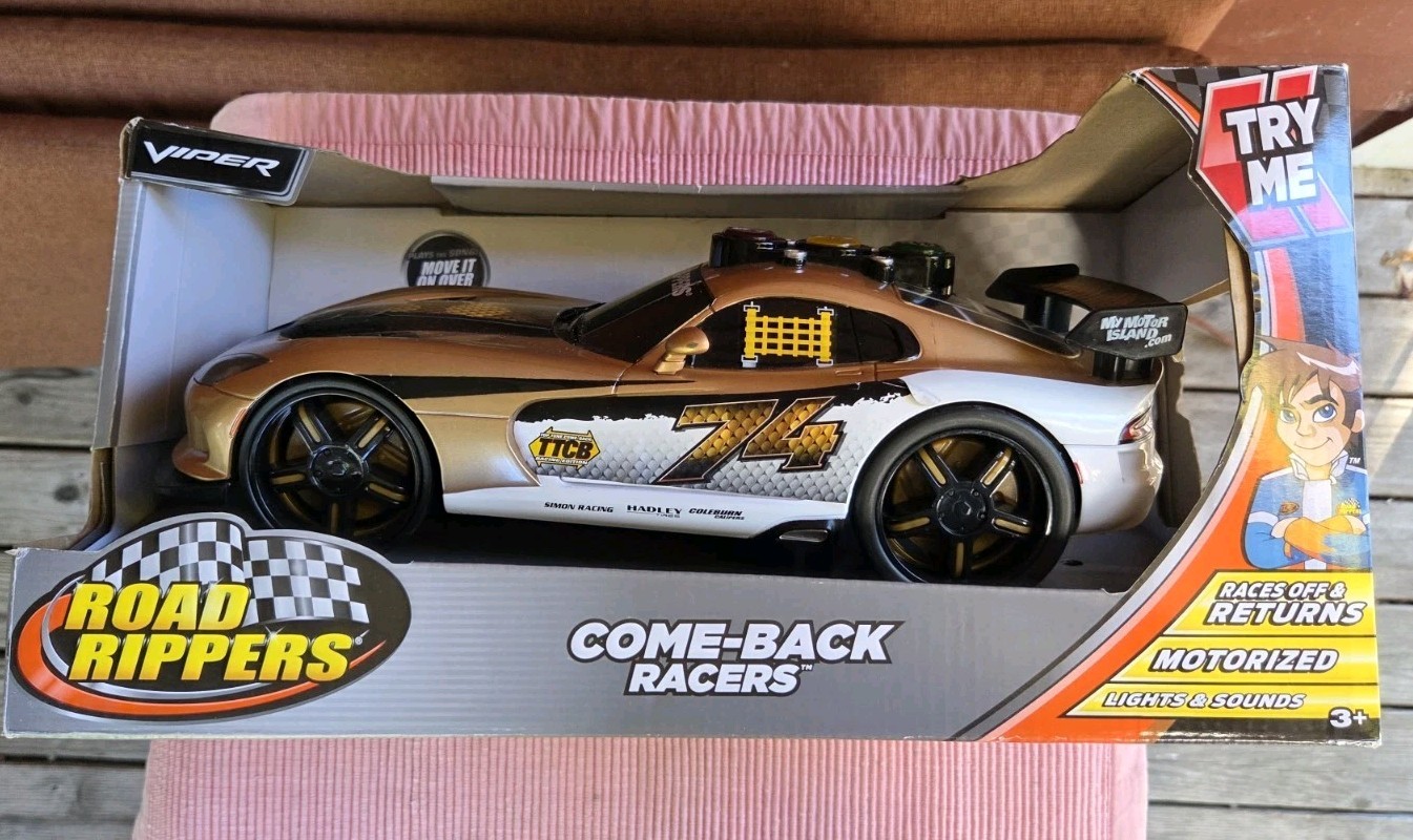 Toy State Road Rippers Come-Back Racers 2013 Dodge Viper Gold Lights Sound NOS