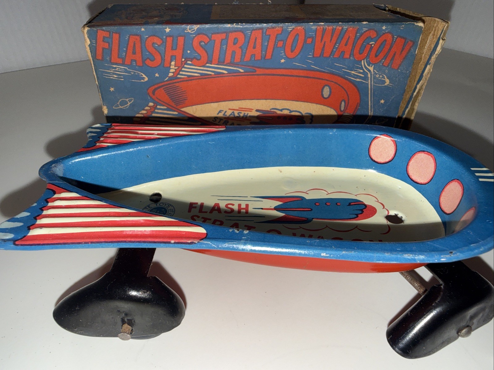 Vintage 1930s Wyandotte Toys Pressed Steel Litho Space Strat-O-Wagon & Box - USA Vintage 1930s Wyandotte Toys Pressed Steel Litho Space Strat-O-Wagon & Box - USA