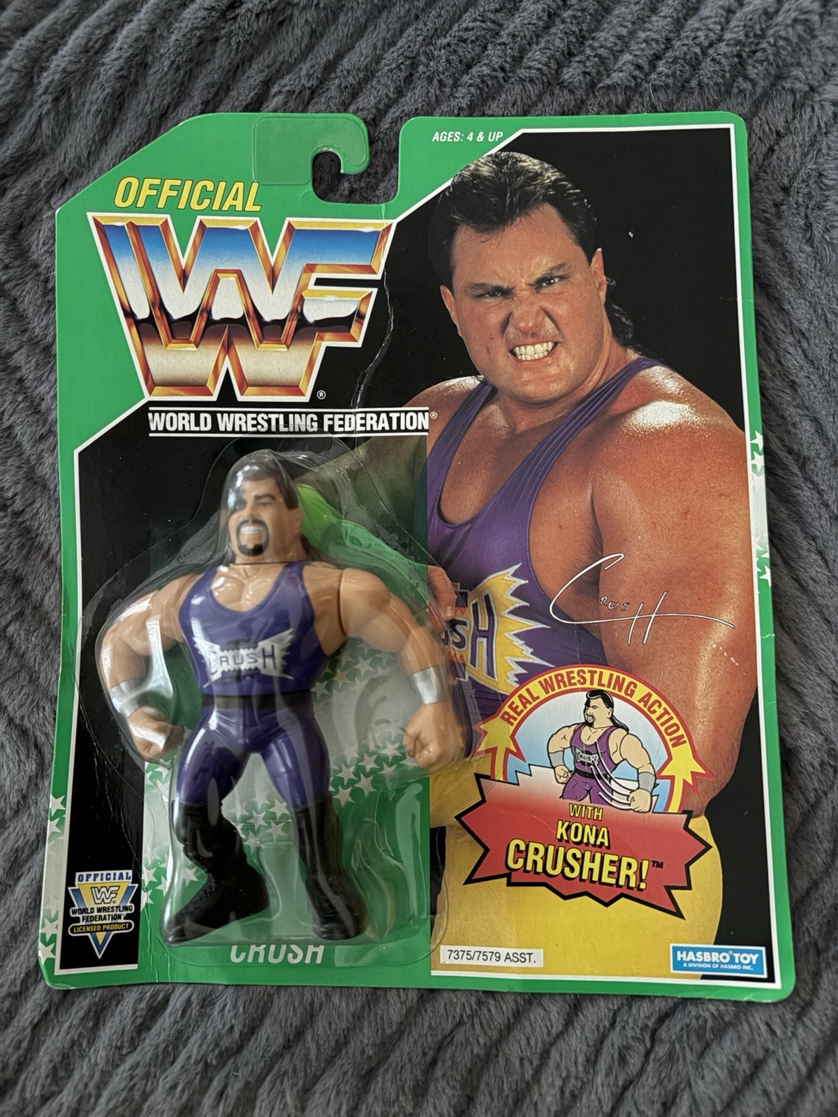 1994 Hasbro WWF Series 11 Green Crush Wrestling Action w/ Kona Crusher MOC 1994 Hasbro WWF Series 11 Green Crush Wrestling Action w/ Kona Crusher MOC