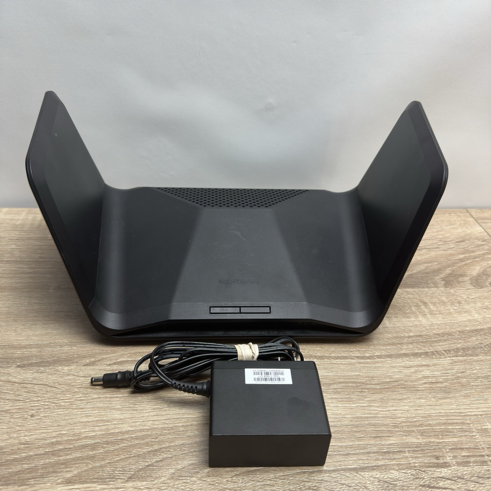 NETGEAR Nighthawk RAX78 AX8 Tri Band WiFi 6 Wireless Router Powers On