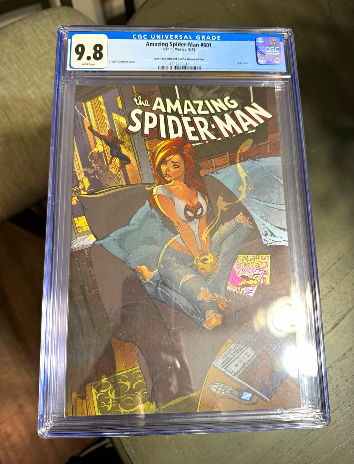 CGC 9.8 The Amazing Spider-Man #601 Mexican Edition (Reedición) Foil Cover