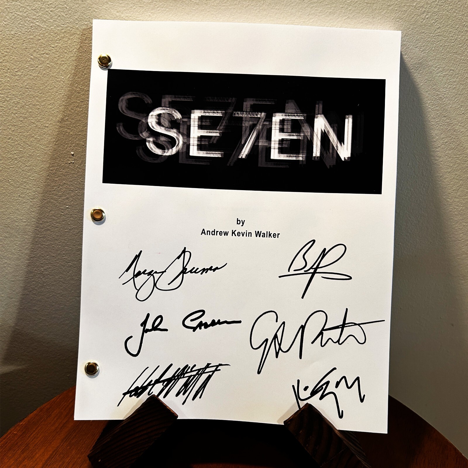 Seven Se7en Autographed Signed Movie Script Reprint Brad Pitt Morgan Freeman