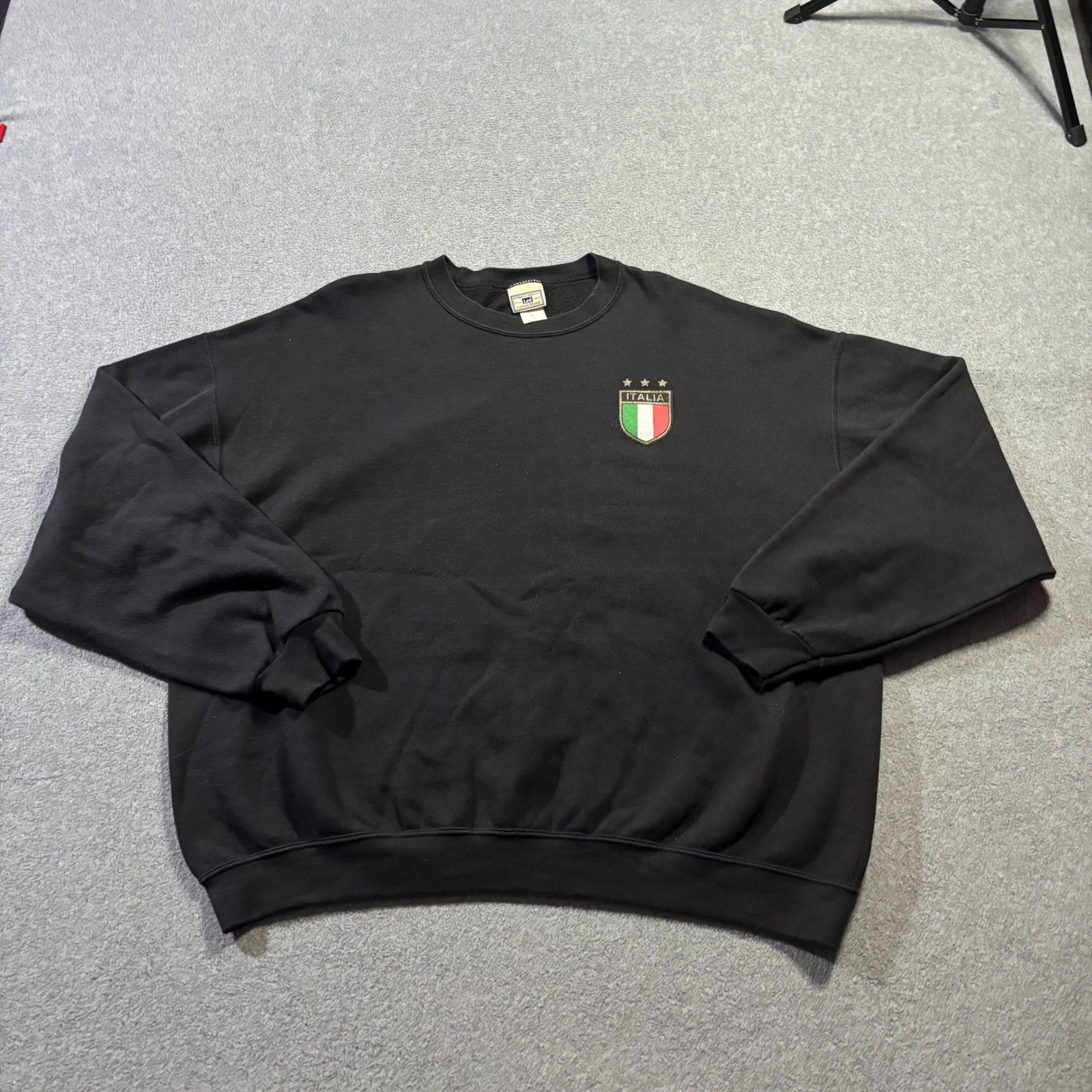 Vintage Lee Italia Sweatshirt Men\'s XL Black Italy Team Crest Vintage Pullover