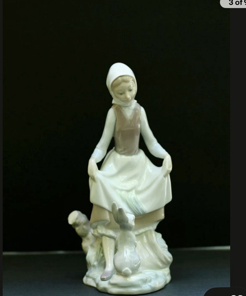 Lladro 4826 Girl with Rabbit Porcelain Figurine Spain 9.25 Lladro 4826 Girl with Rabbit Porcelain Figurine Spain 9.25