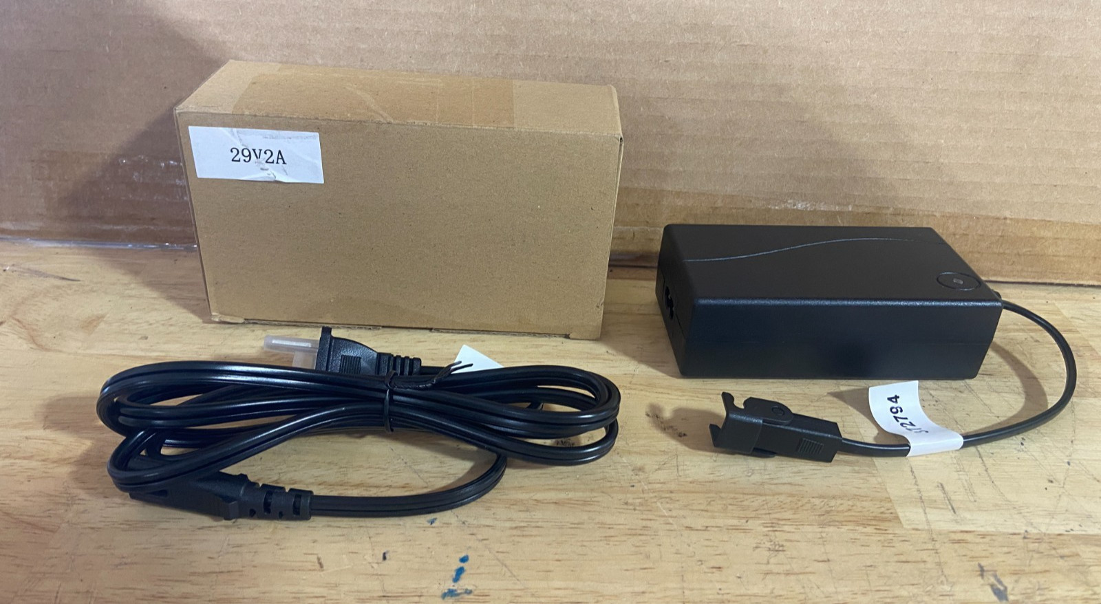 Genuine OEM Lippert 372794 Replacement GS05802900200 AC/DC Adapter Power Supply Genuine OEM Lippert 372794 Replacement GS05802900200 AC/DC Adapter Power Supply
